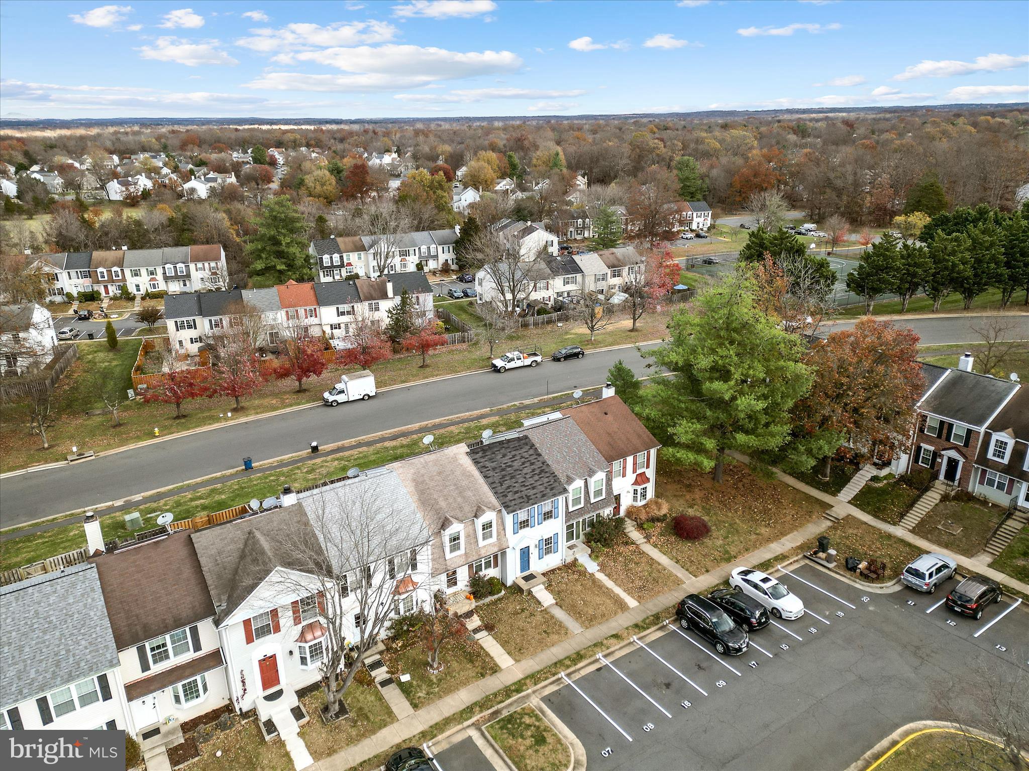 COUNTRYSIDE - Residential