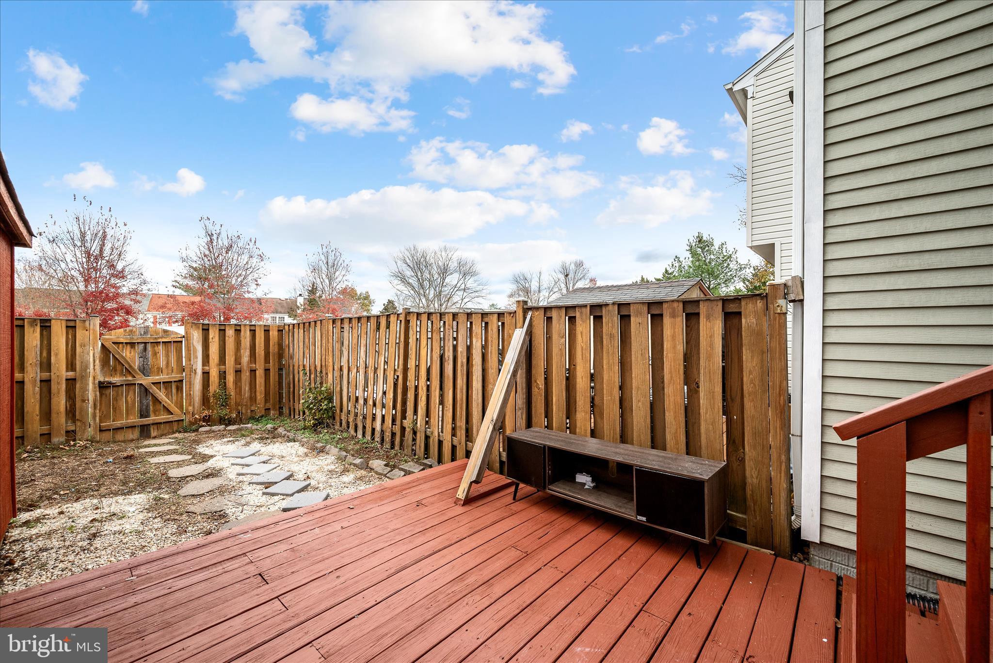 COUNTRYSIDE - Residential