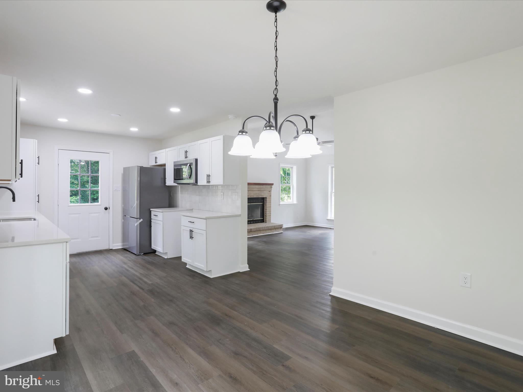 MEADOWLANDS - Residential