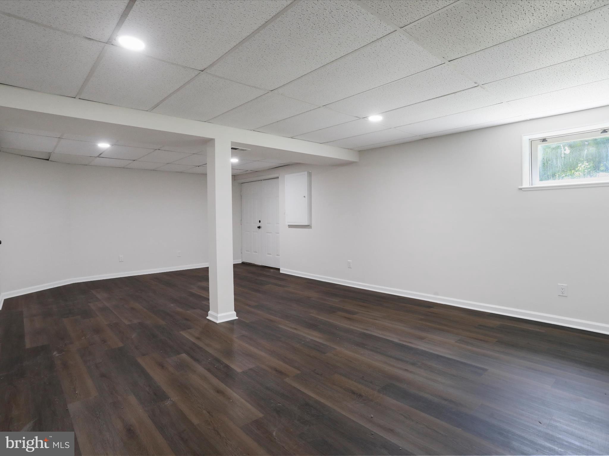 MEADOWLANDS - Residential