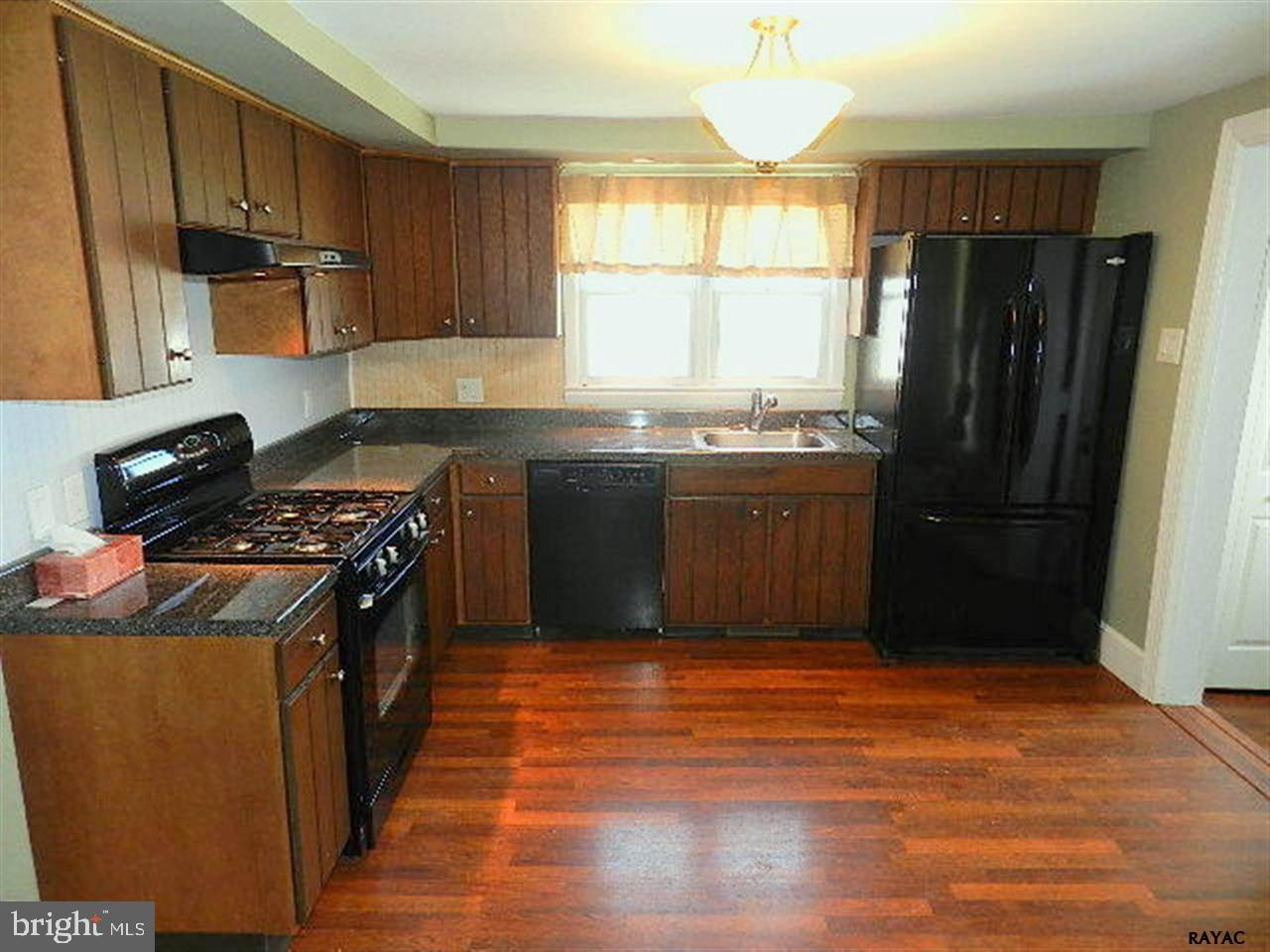 NORTH YORK BORO - Residential