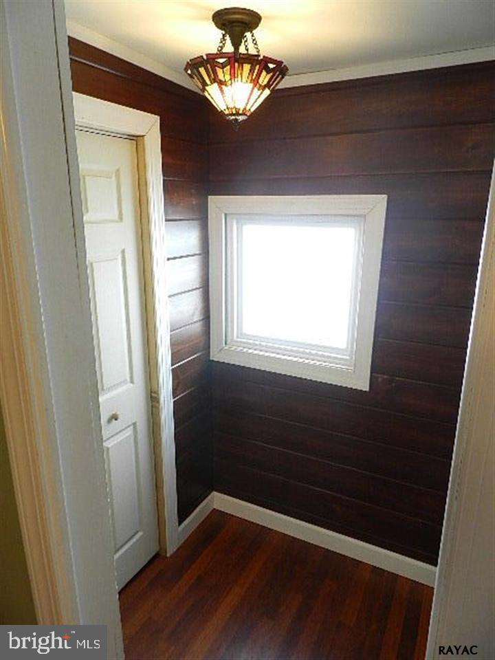 NORTH YORK BORO - Residential