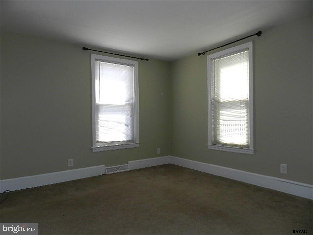 NORTH YORK BORO - Residential