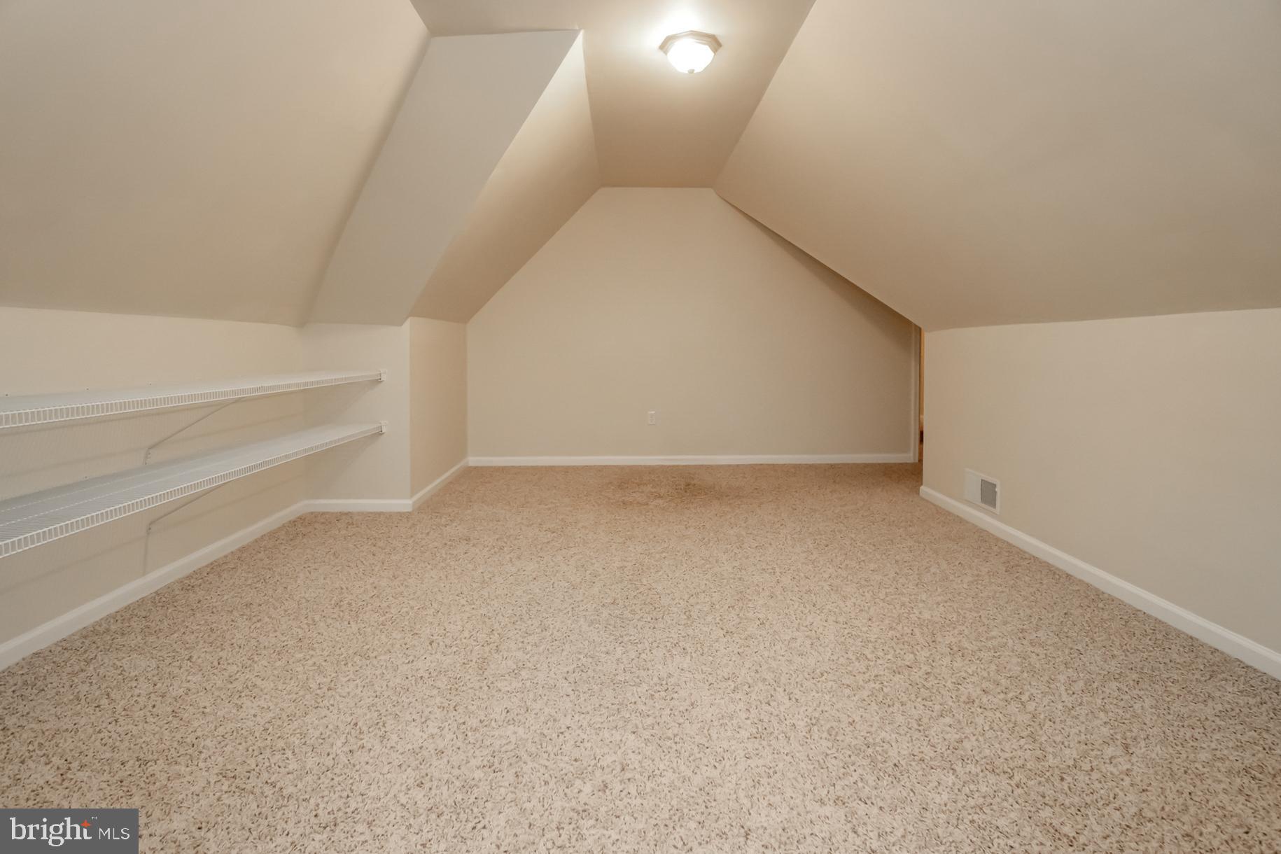 NON AVAILABLE - Residential