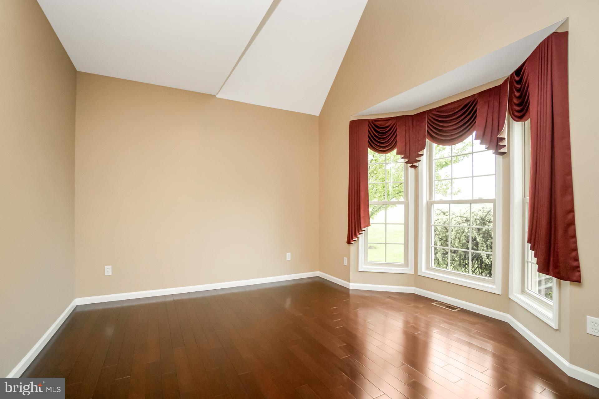 NON AVAILABLE - Residential