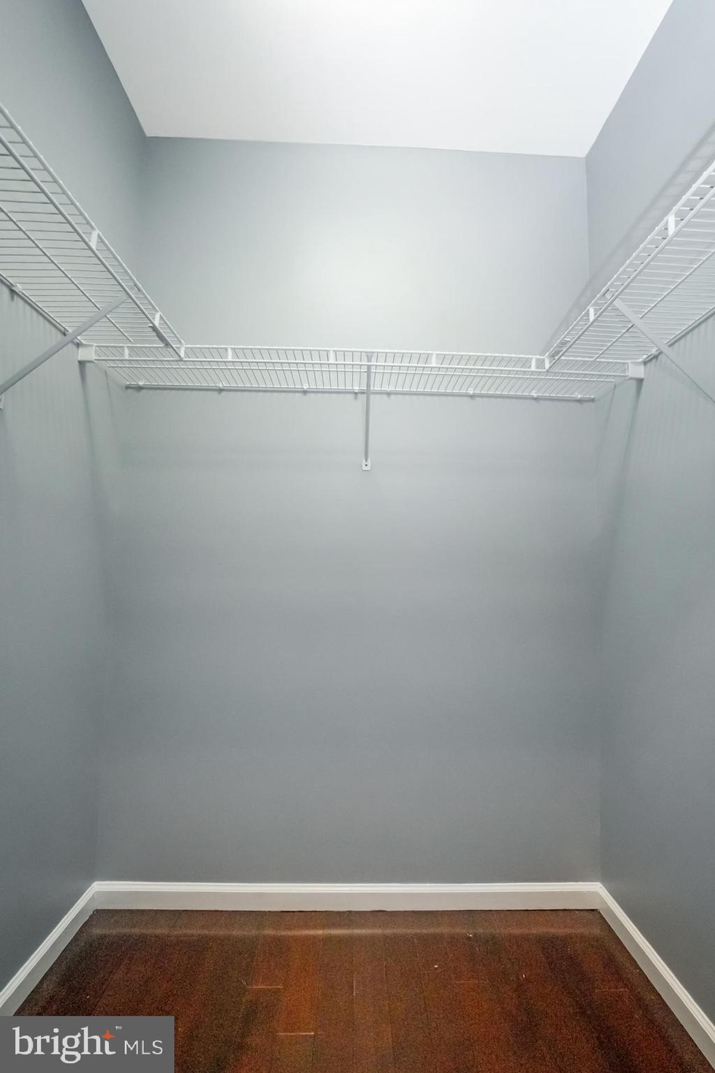 NON AVAILABLE - Residential