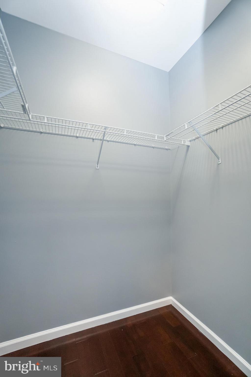 NON AVAILABLE - Residential