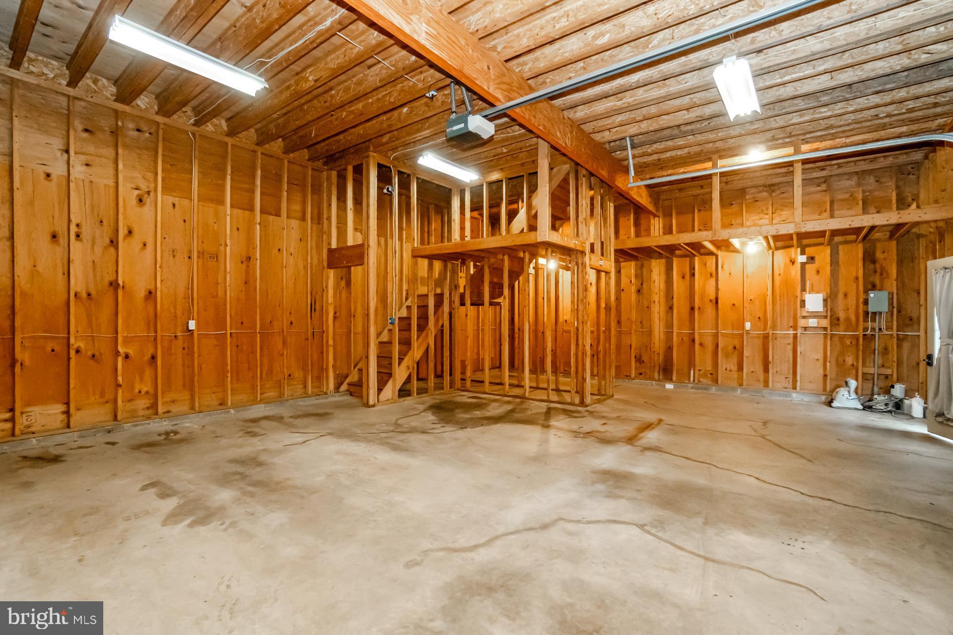 NON AVAILABLE - Residential