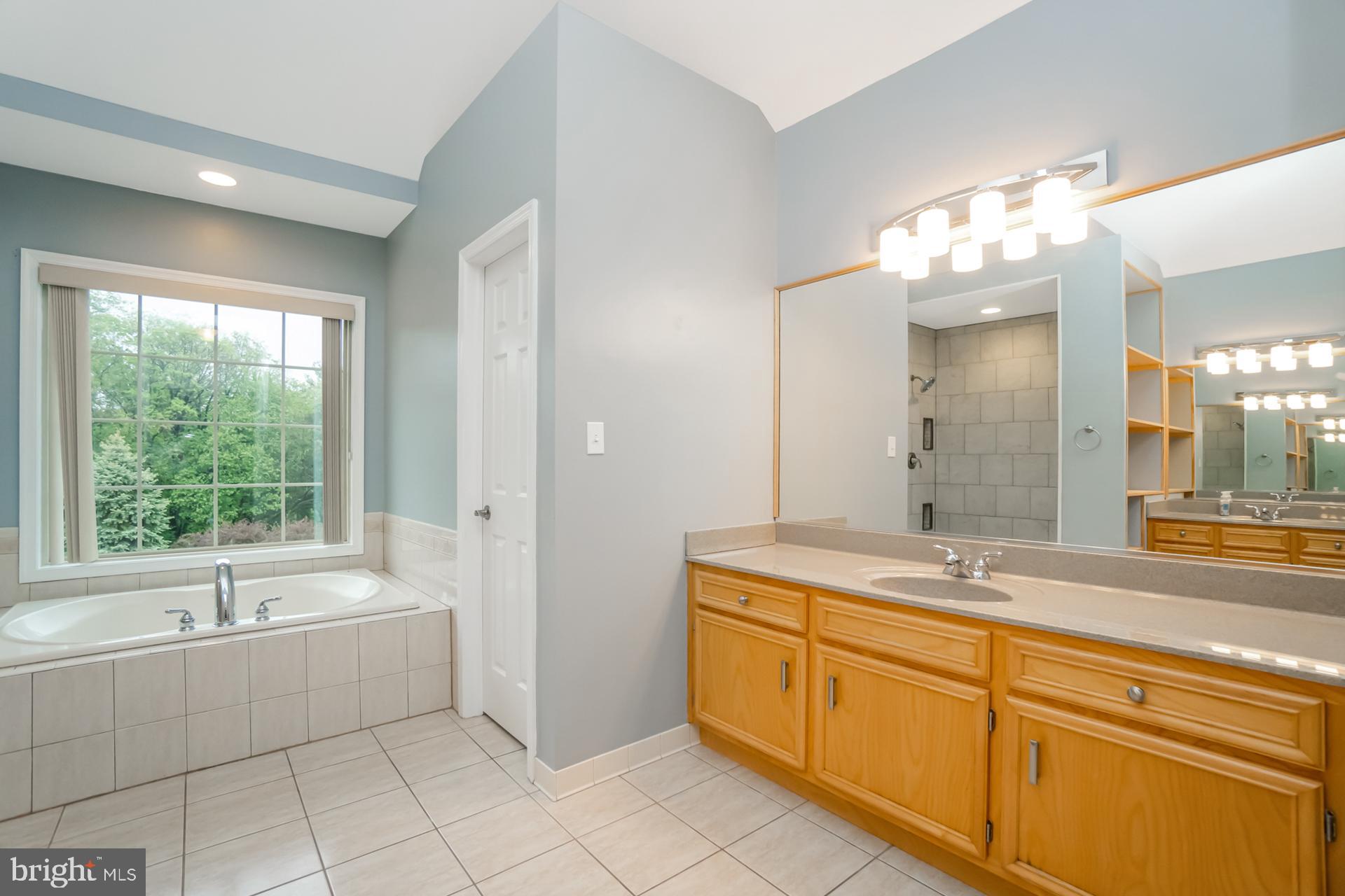 NON AVAILABLE - Residential