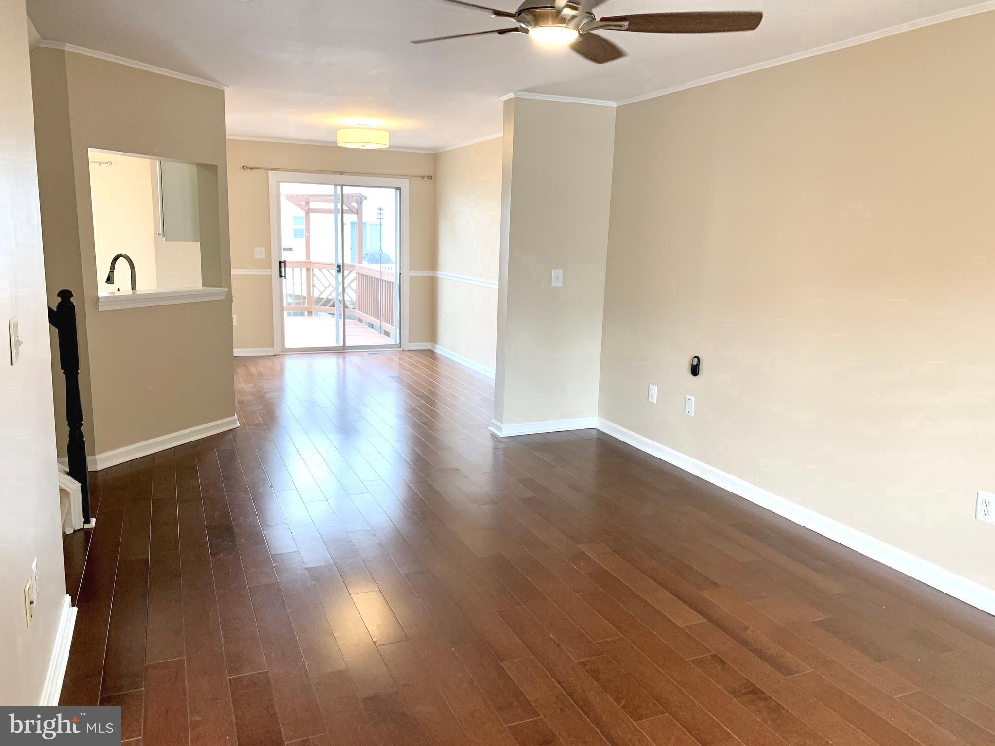 4 PUTMAN COURT