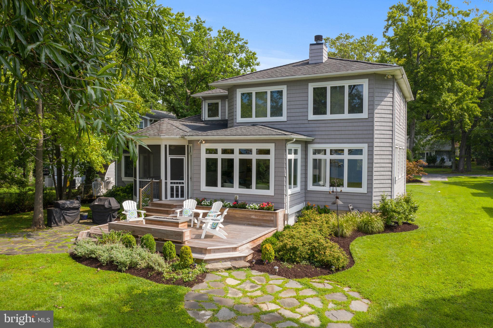 ARUNDEL ON THE BAY - Residential