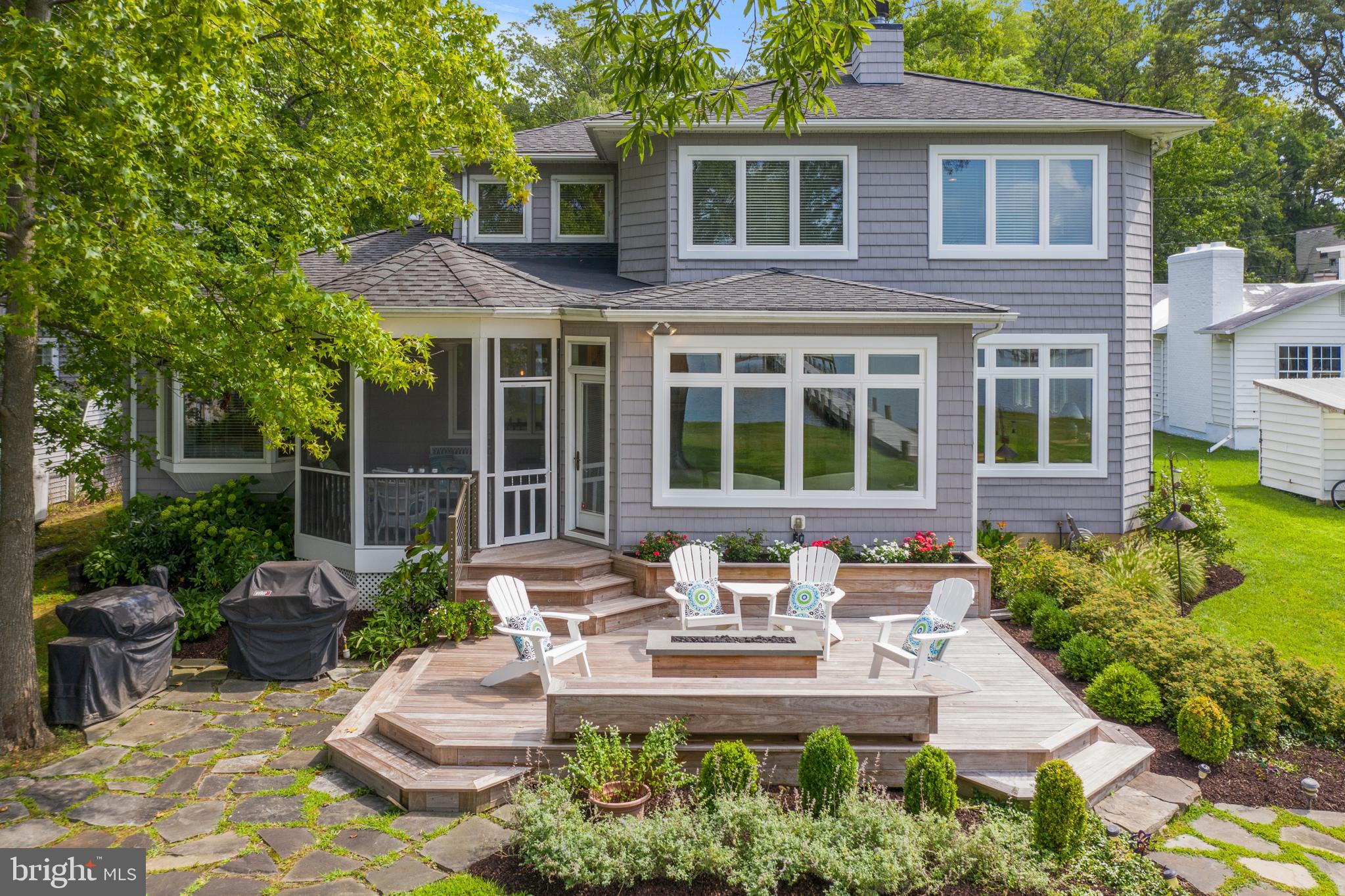 ARUNDEL ON THE BAY - Residential