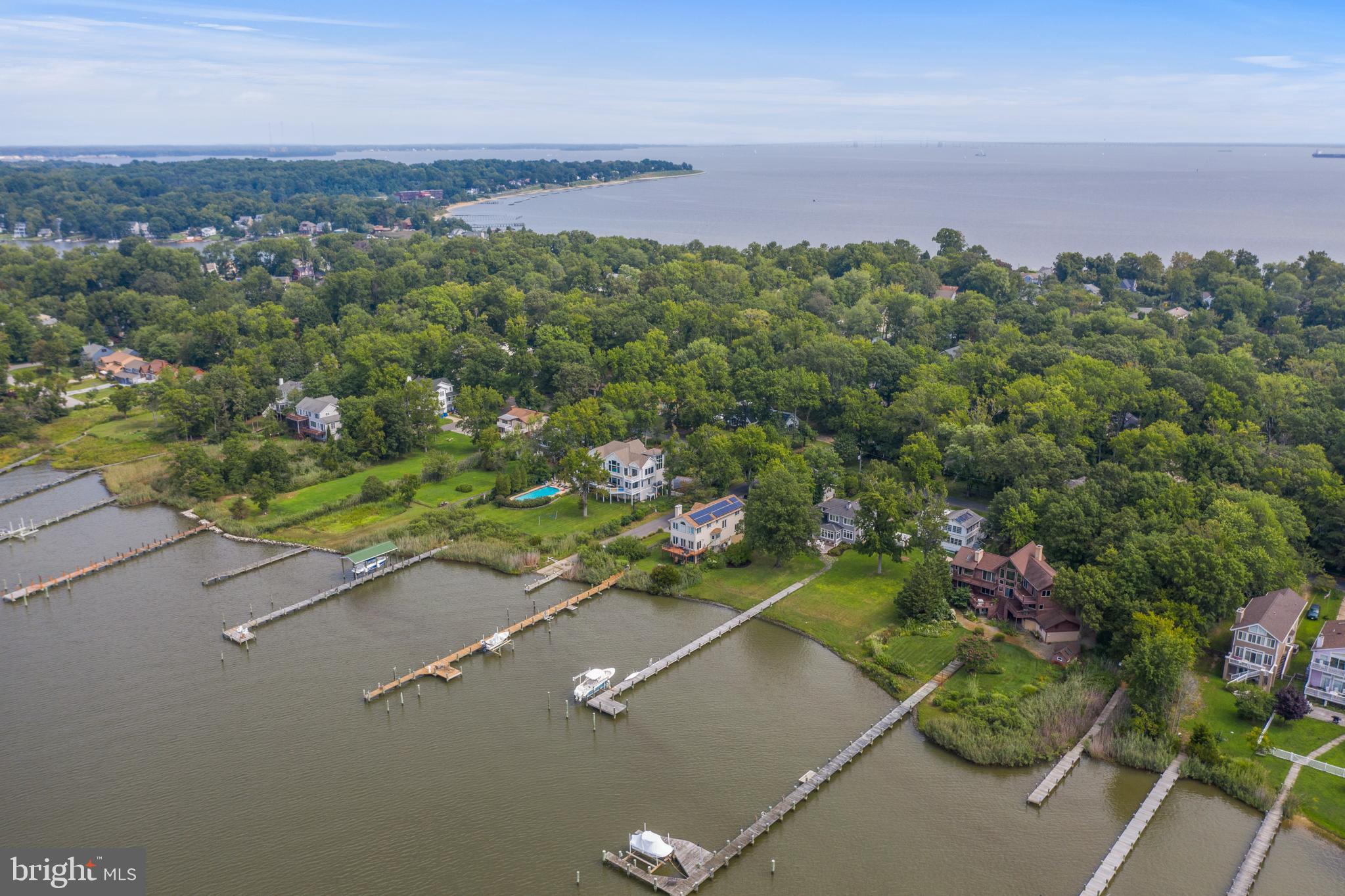 ARUNDEL ON THE BAY - Residential
