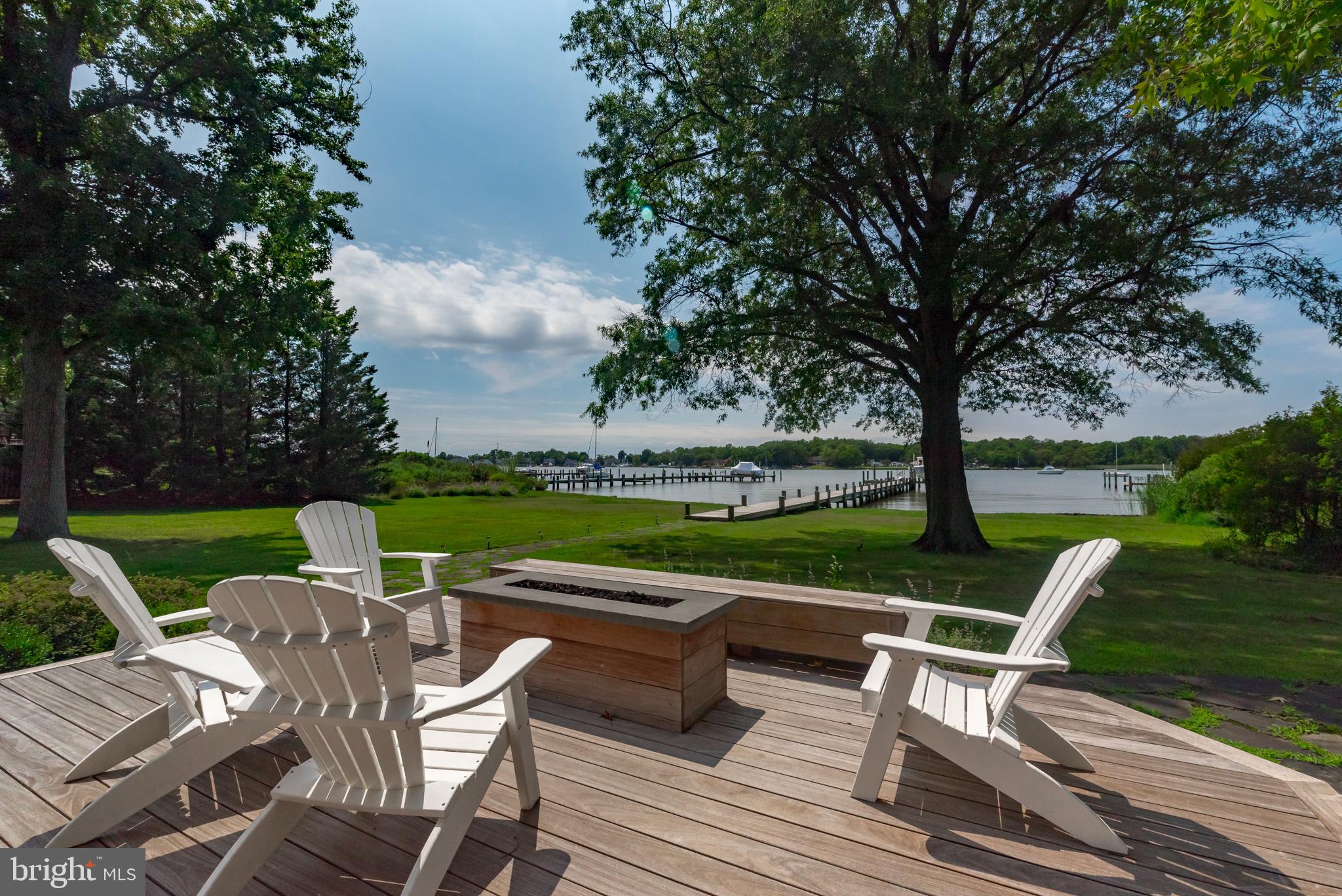 ARUNDEL ON THE BAY - Residential