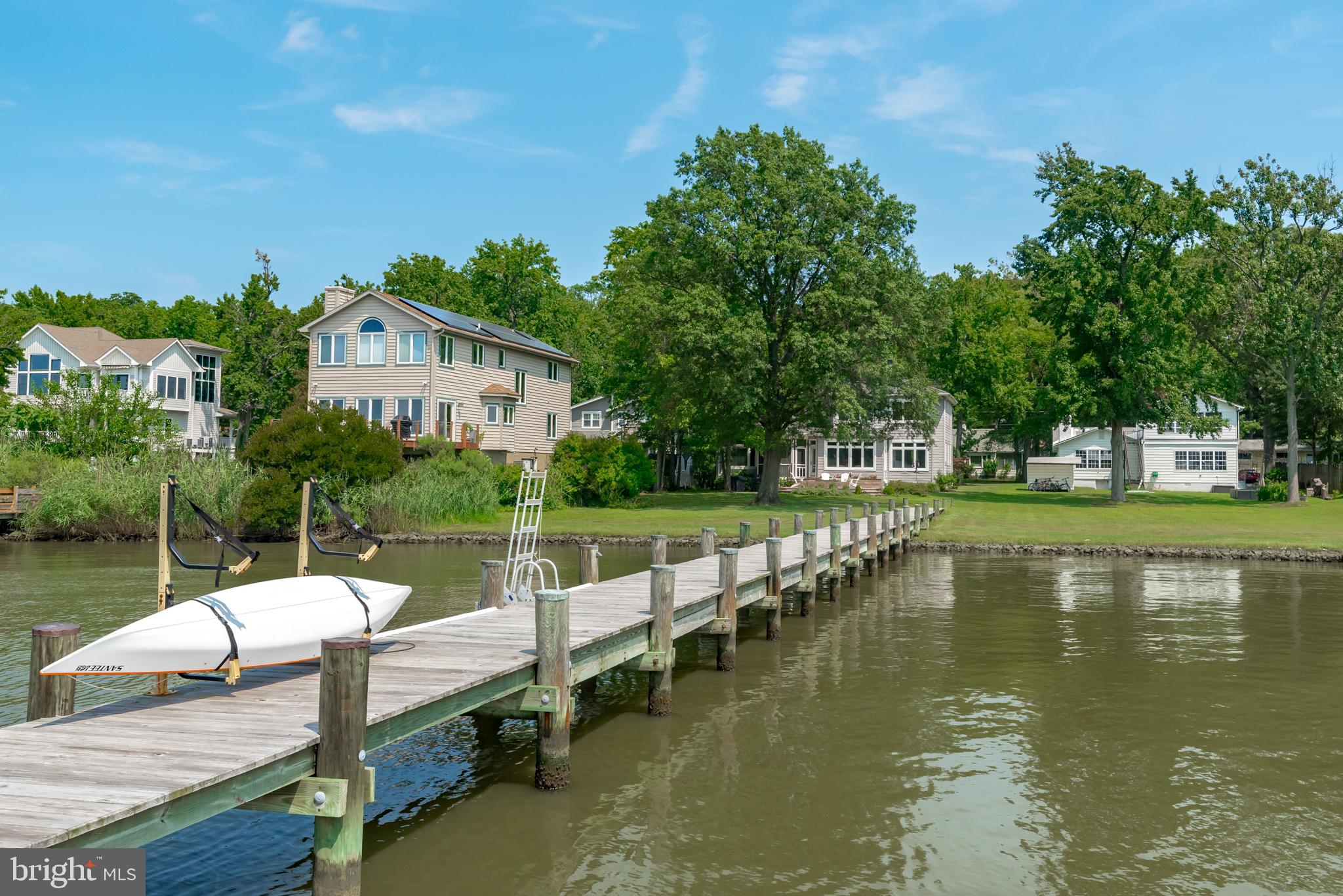 ARUNDEL ON THE BAY - Residential