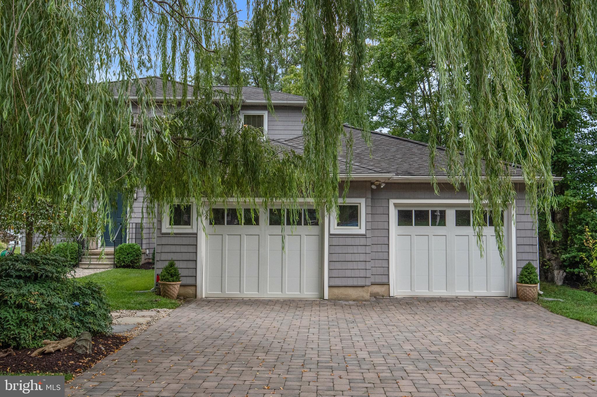 ARUNDEL ON THE BAY - Residential