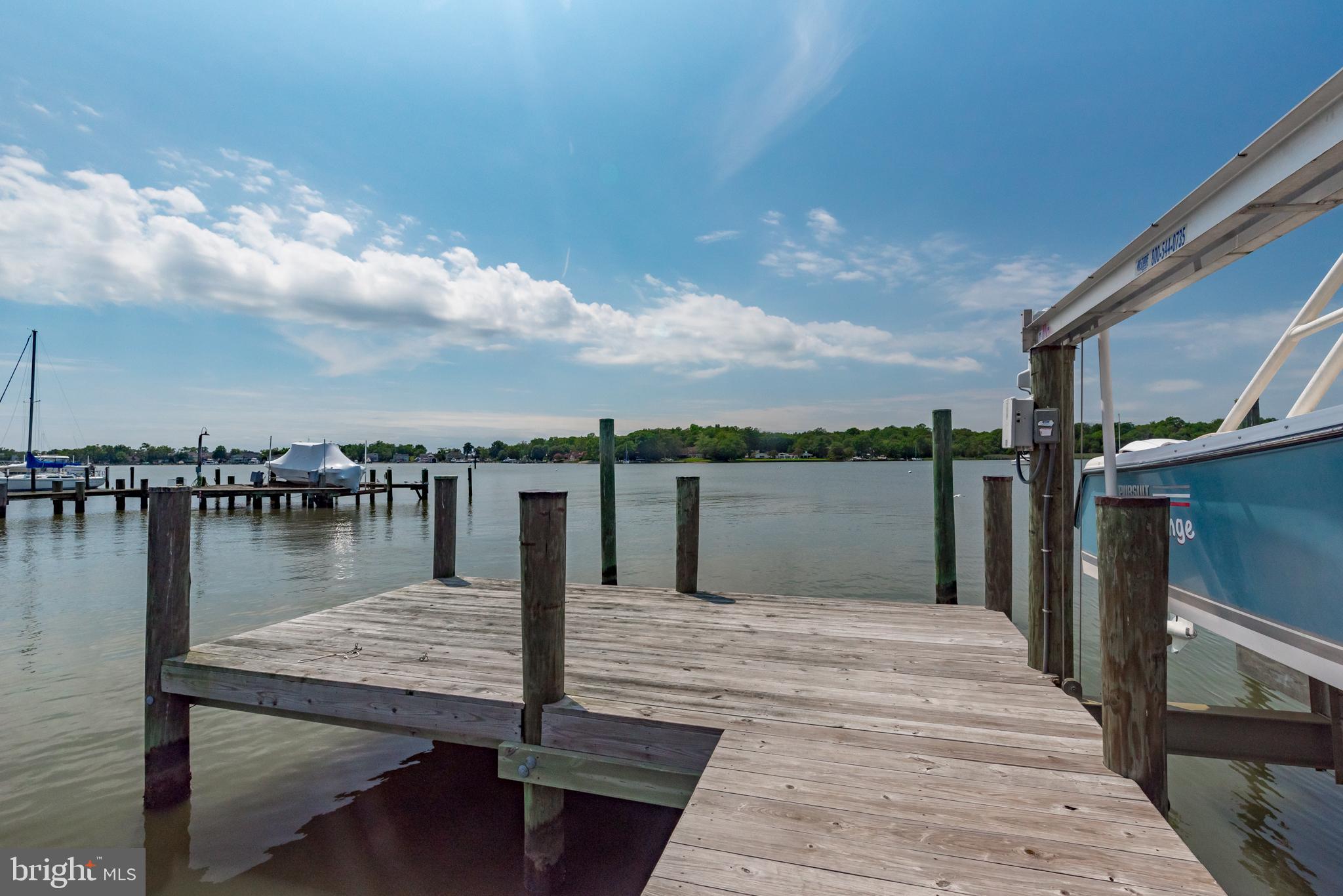 ARUNDEL ON THE BAY - Residential