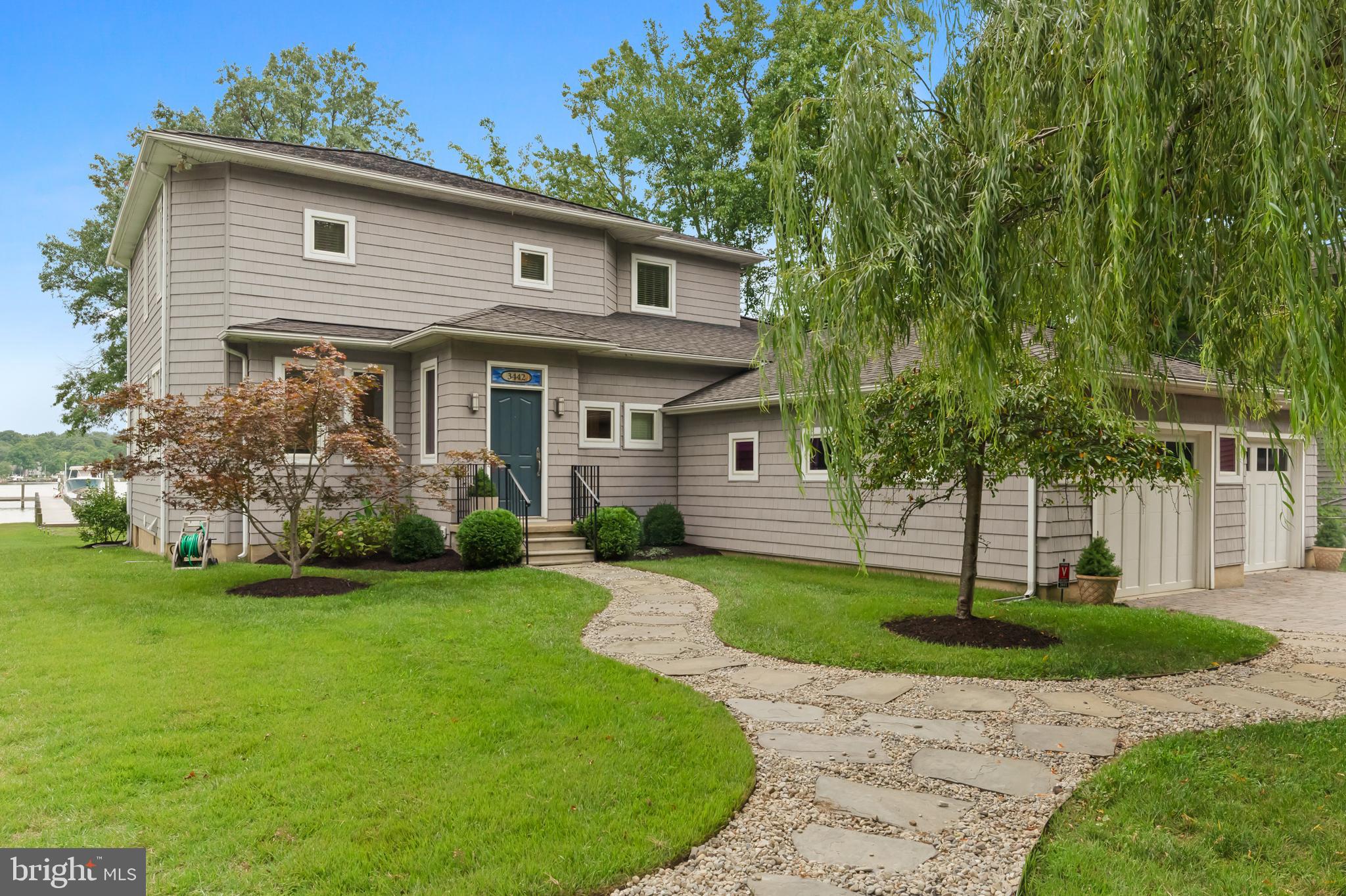 ARUNDEL ON THE BAY - Residential