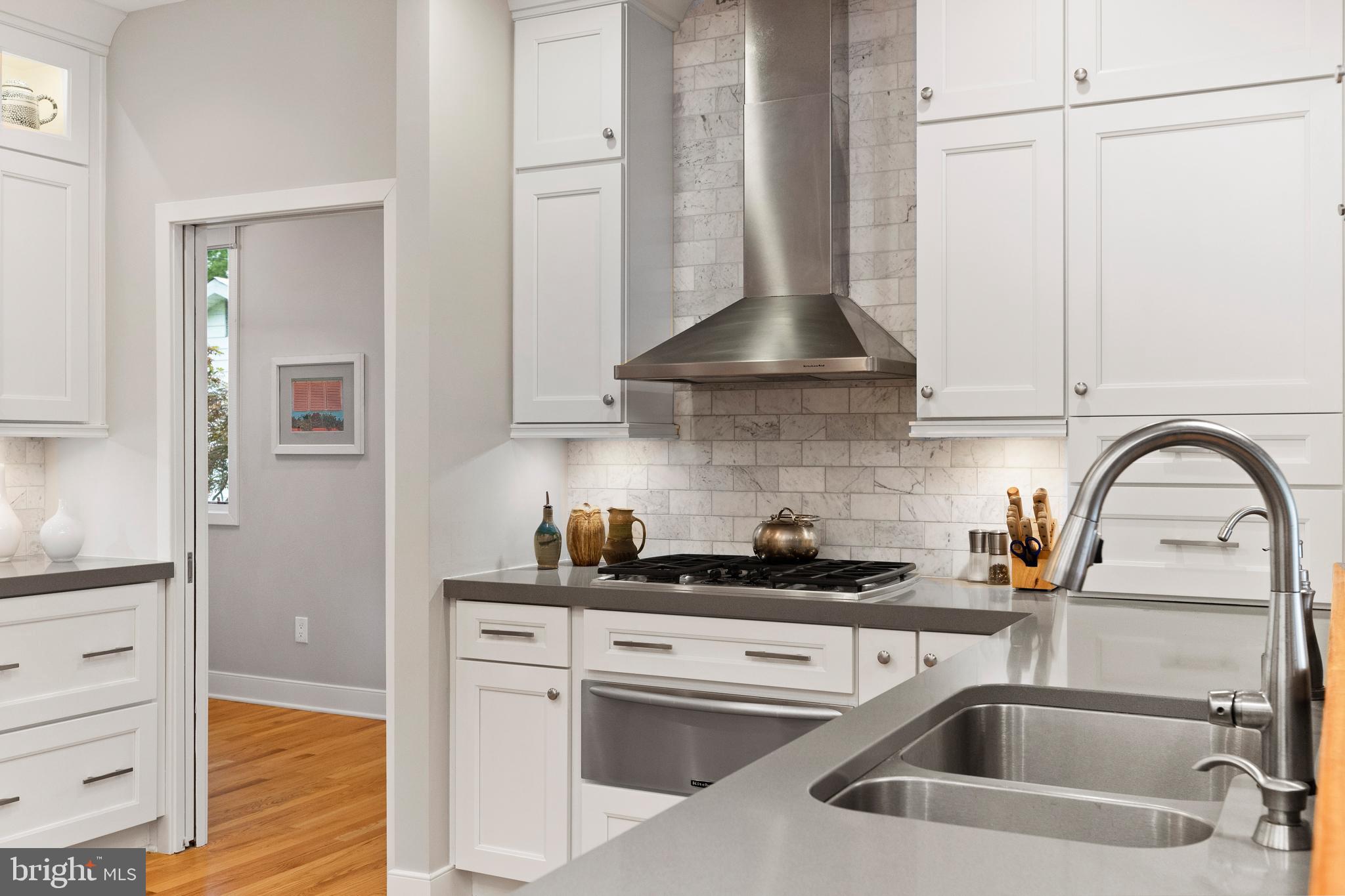 ARUNDEL ON THE BAY - Residential