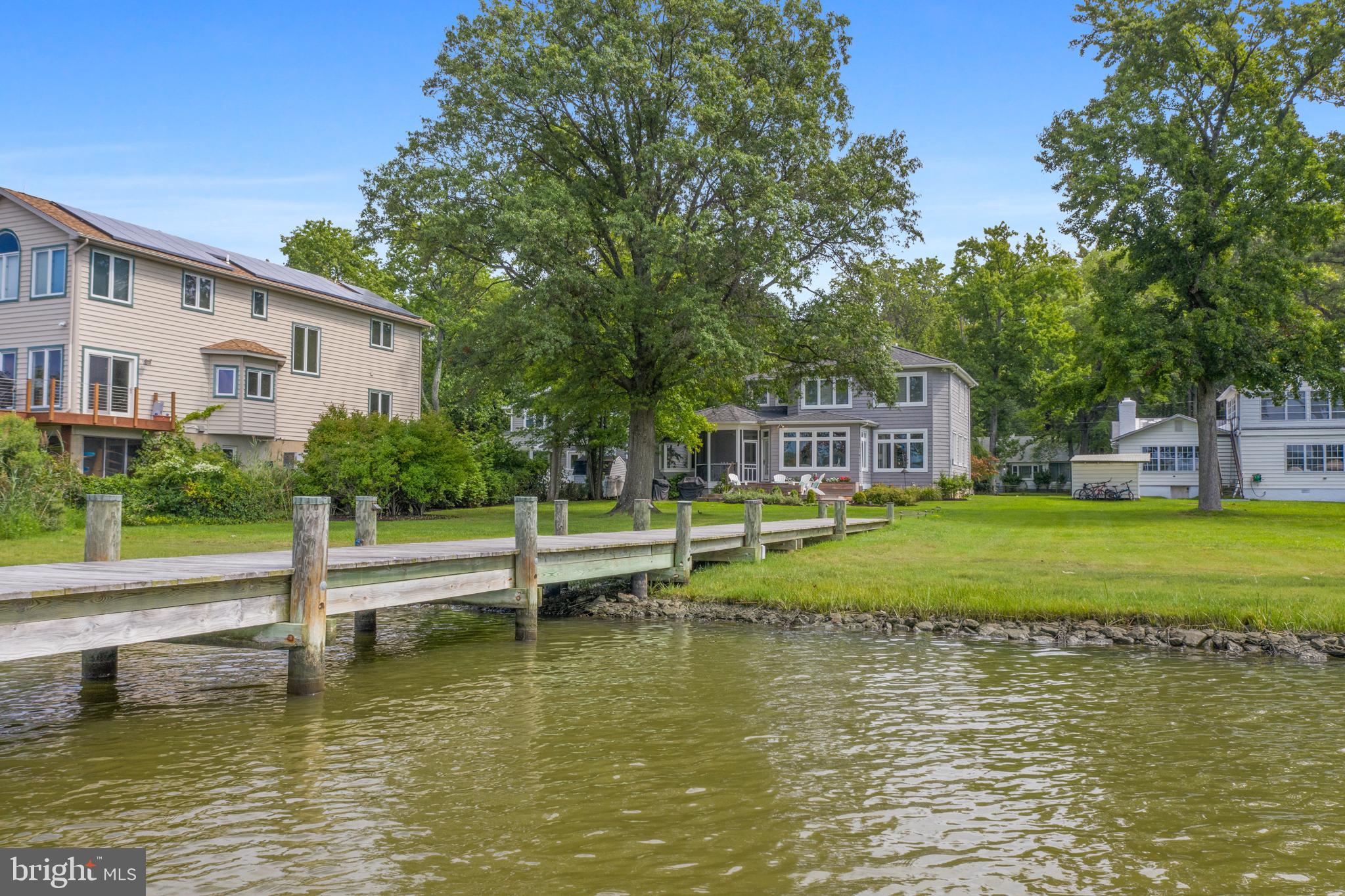 ARUNDEL ON THE BAY - Residential