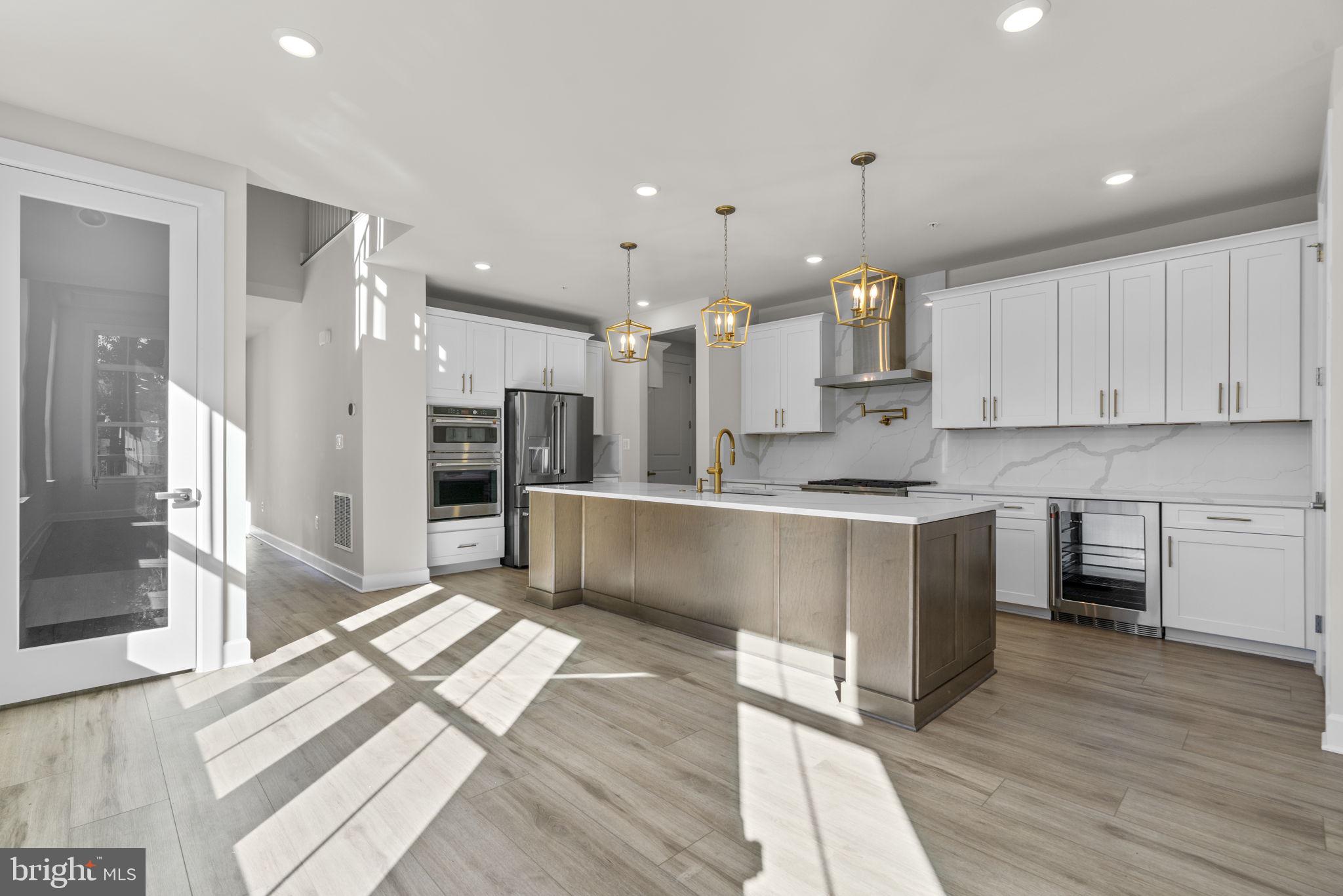 9937 BAKER LANE