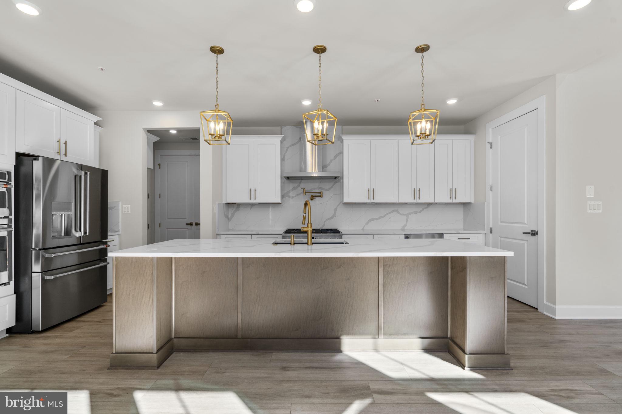 9937 BAKER LANE