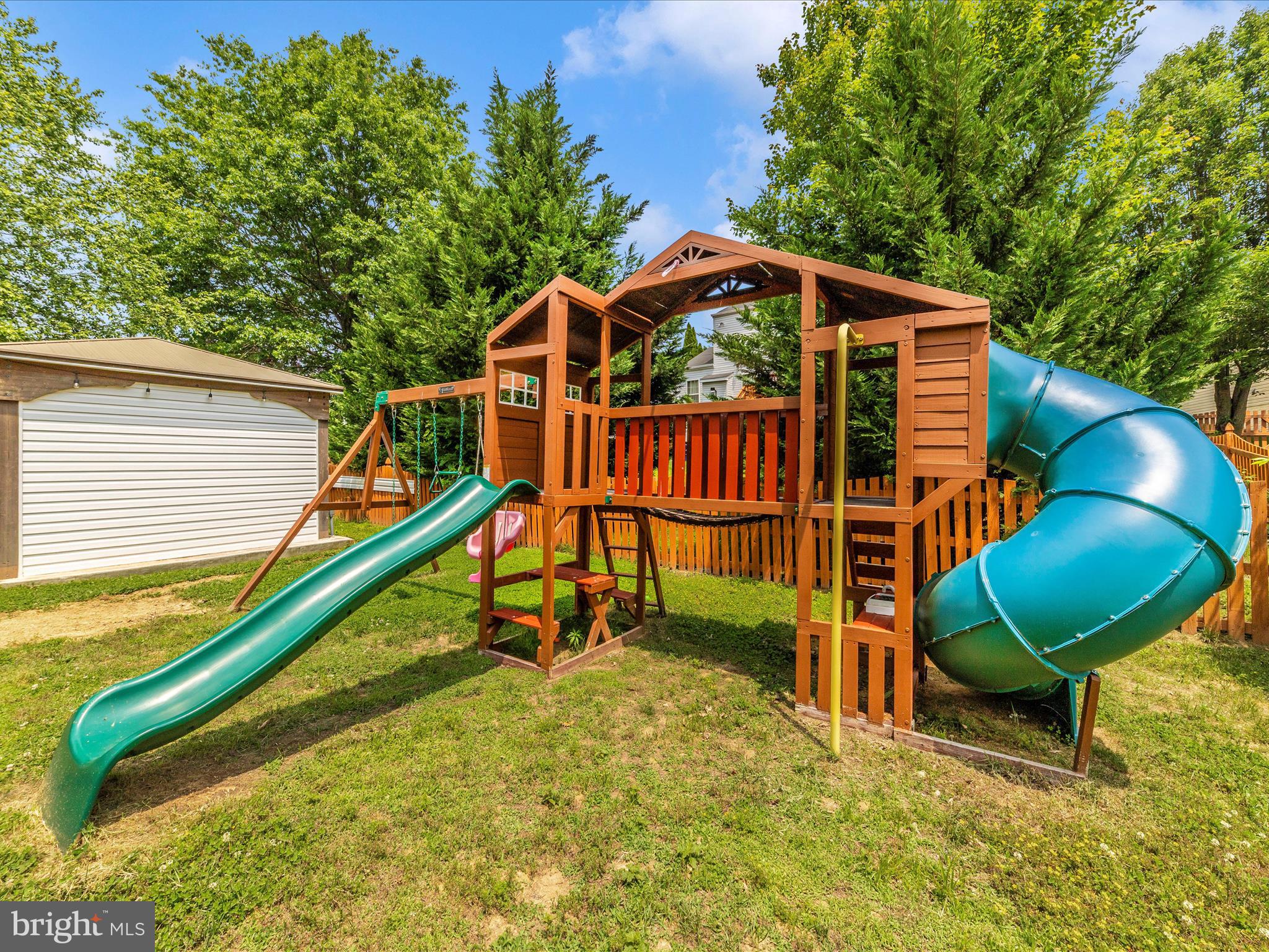 MEADOW CREEK - Residential