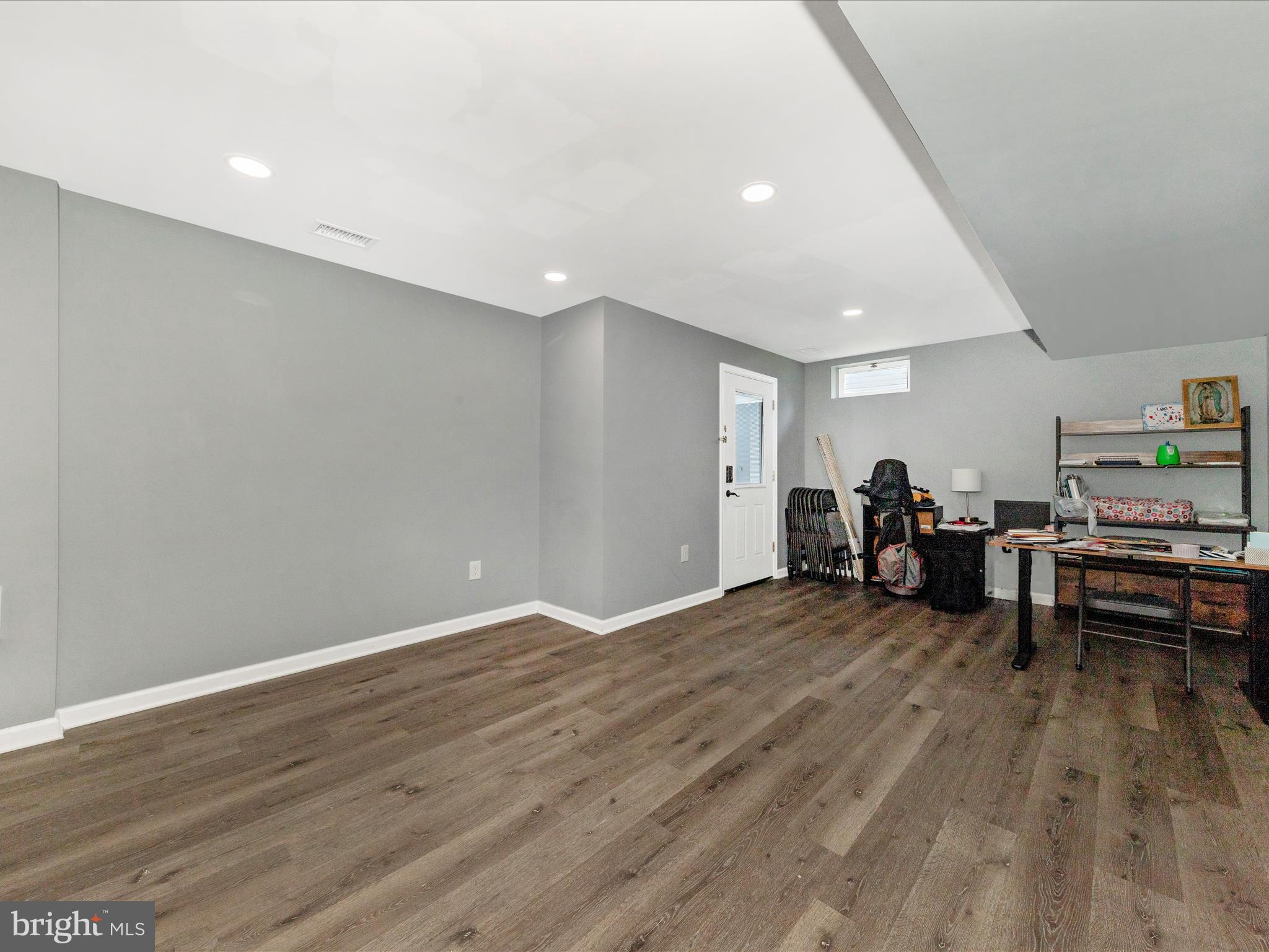 MEADOW CREEK - Residential