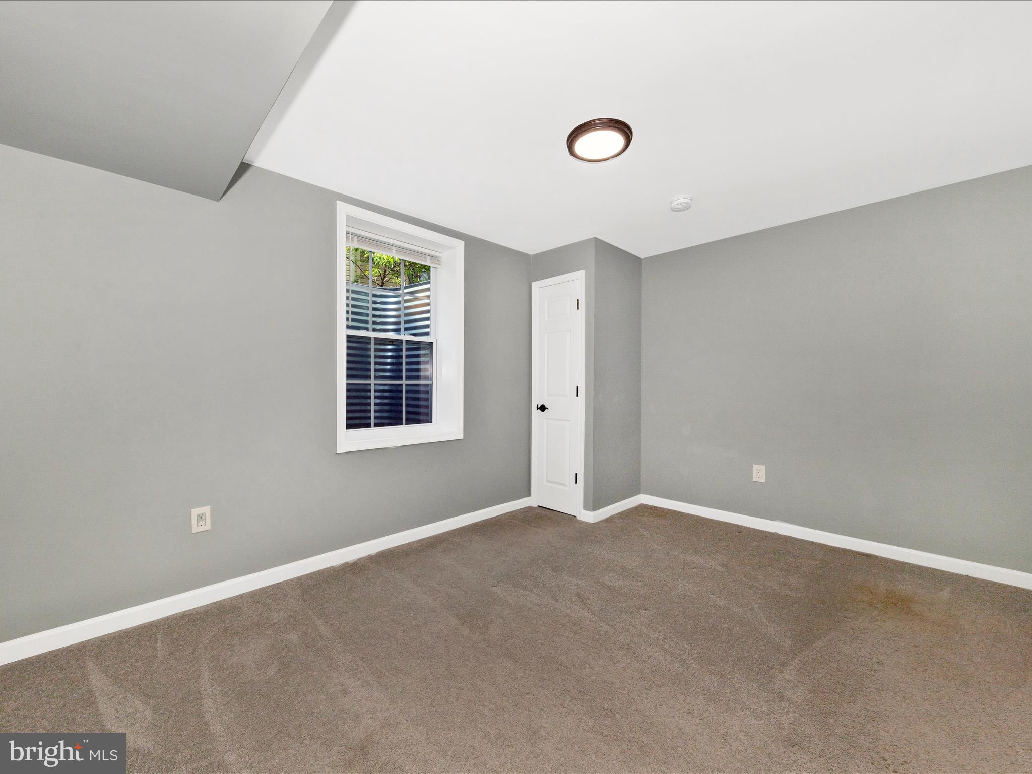 MEADOW CREEK - Residential