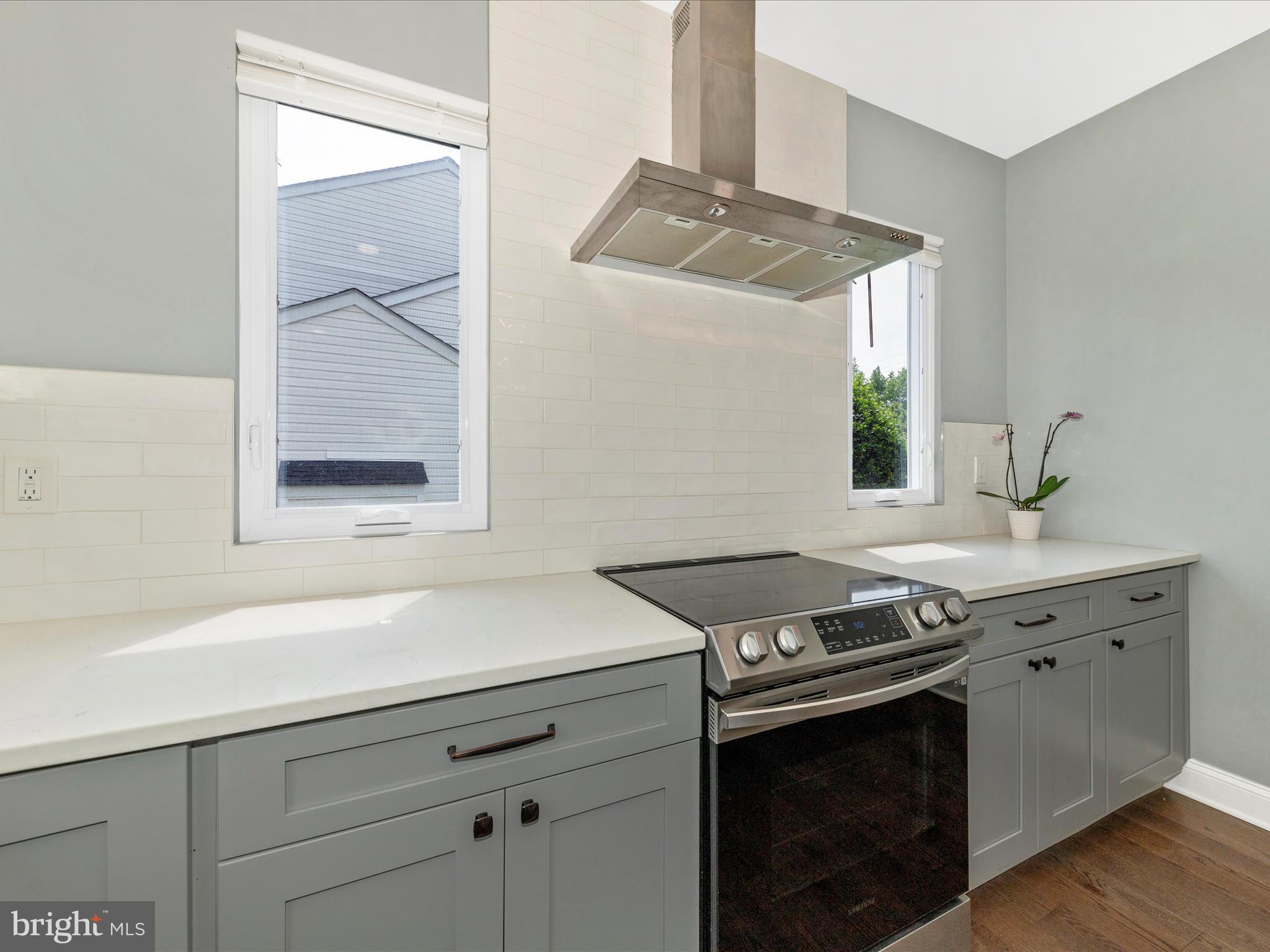 MEADOW CREEK - Residential