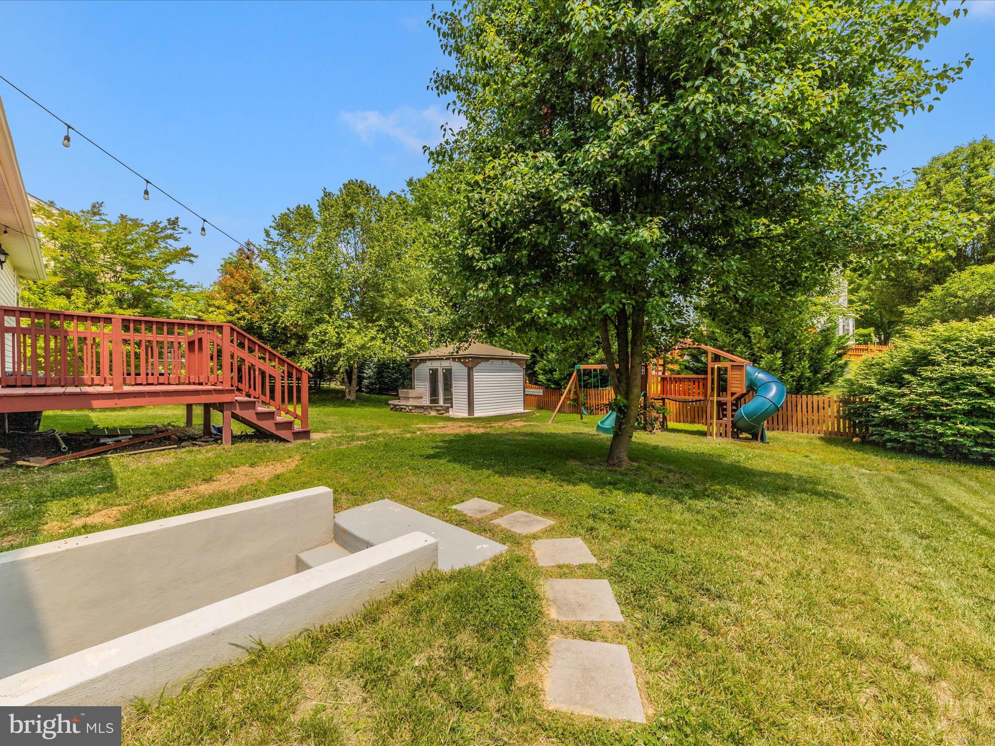 MEADOW CREEK - Residential