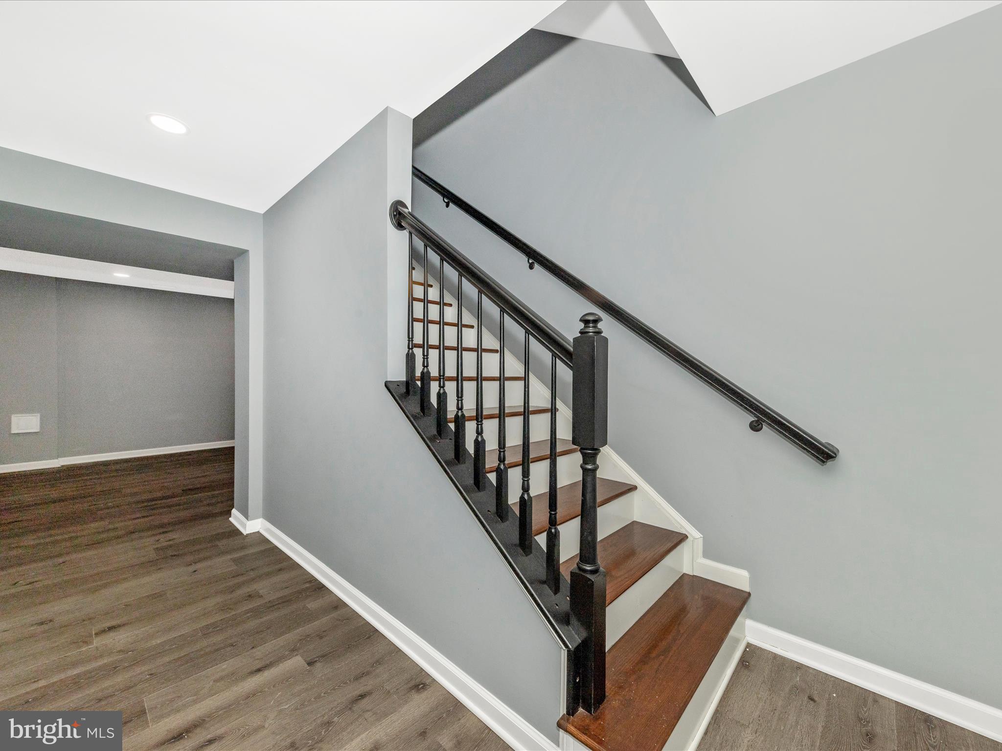 MEADOW CREEK - Residential