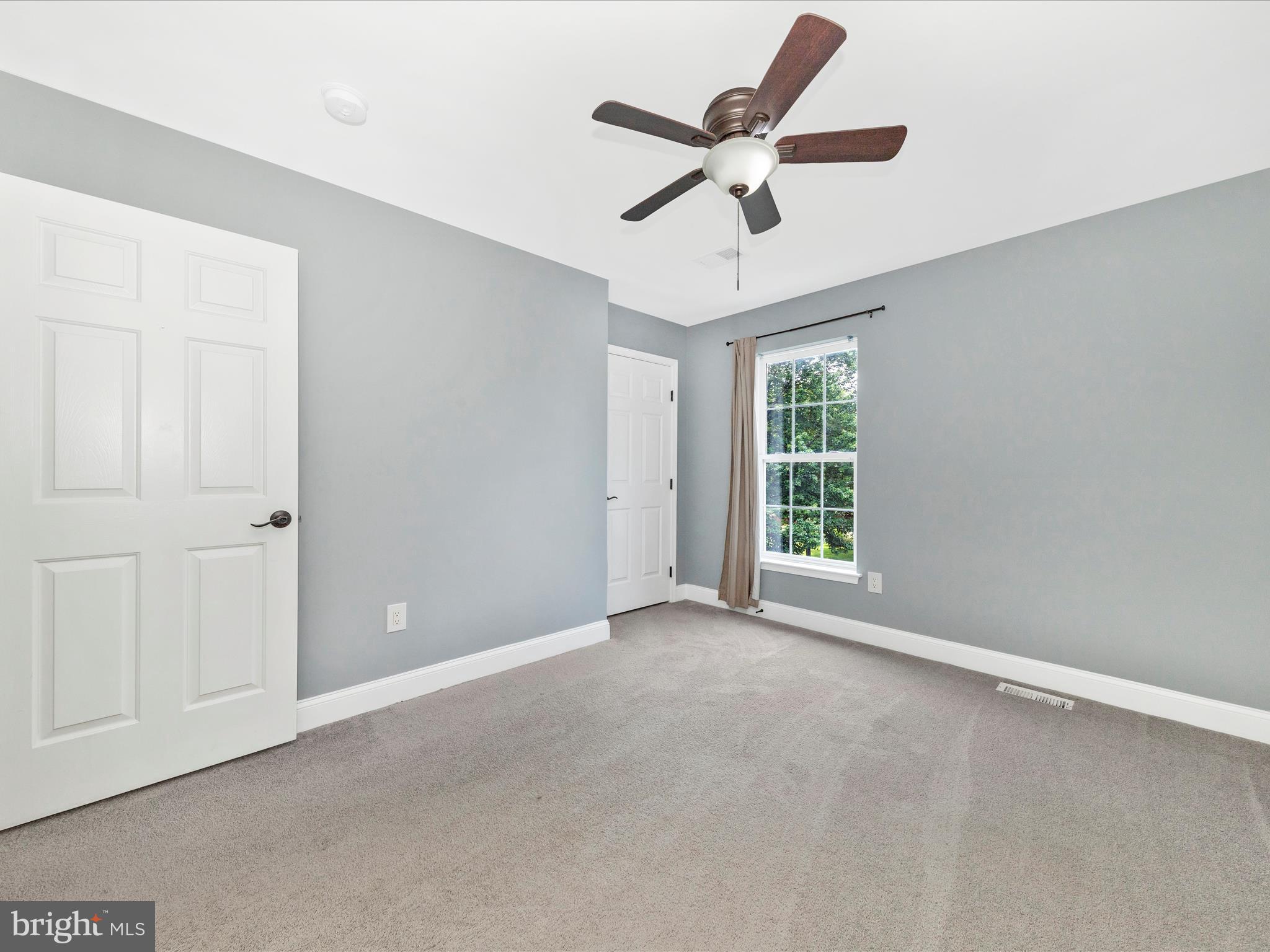 MEADOW CREEK - Residential