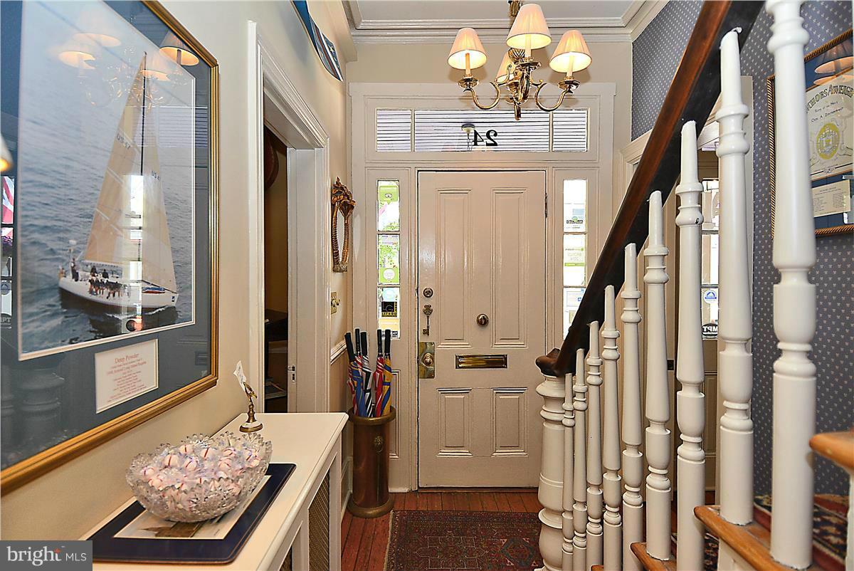 HISTORIC DISTRICT - Residential