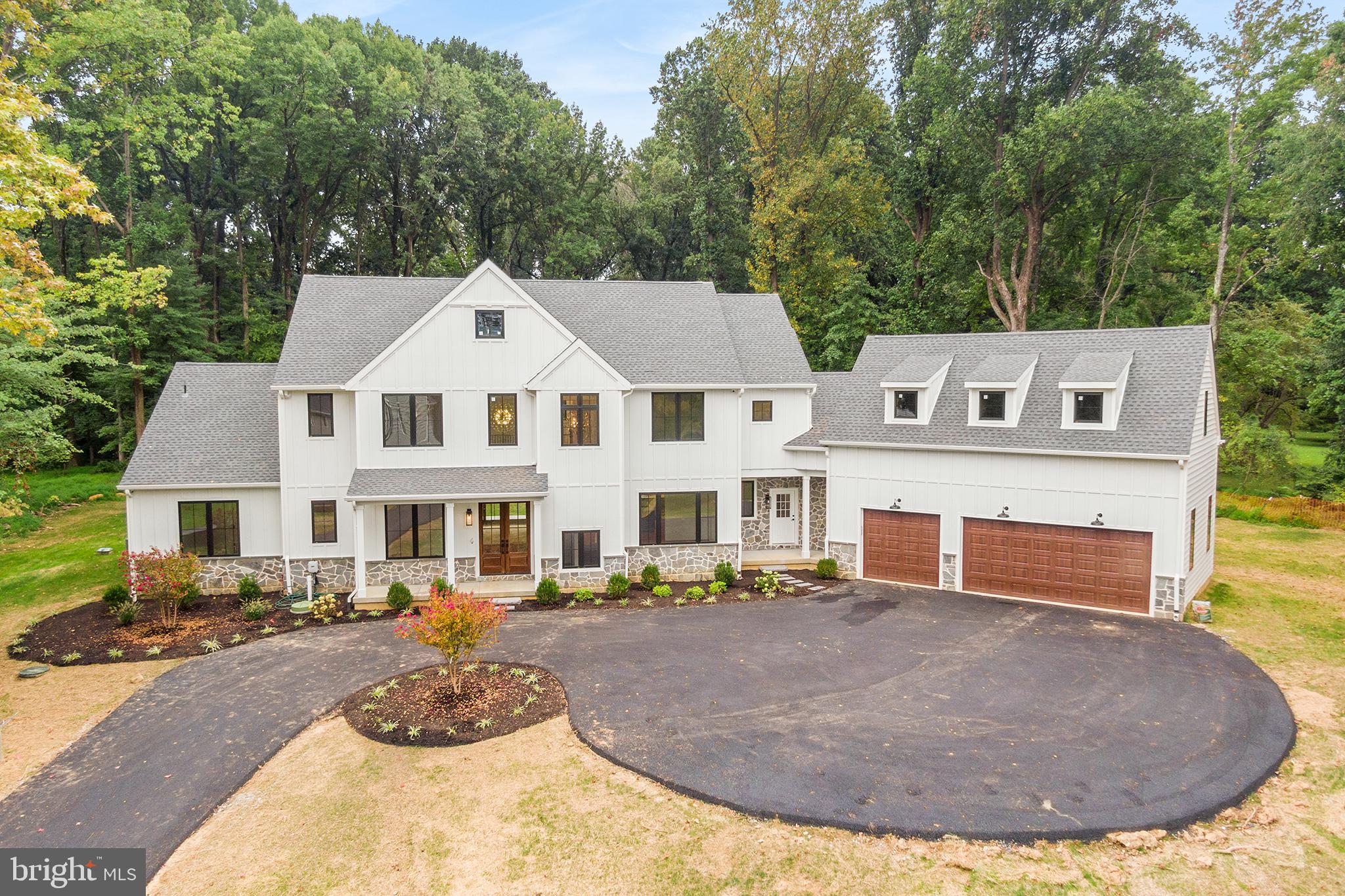 PARK WOODS - Residential