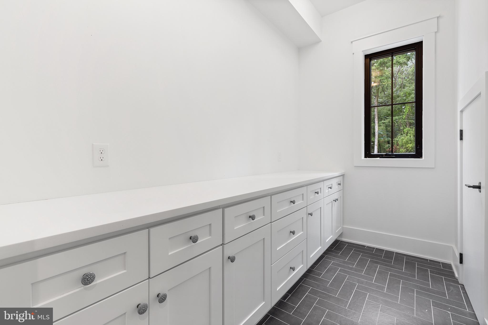 PARK WOODS - Residential