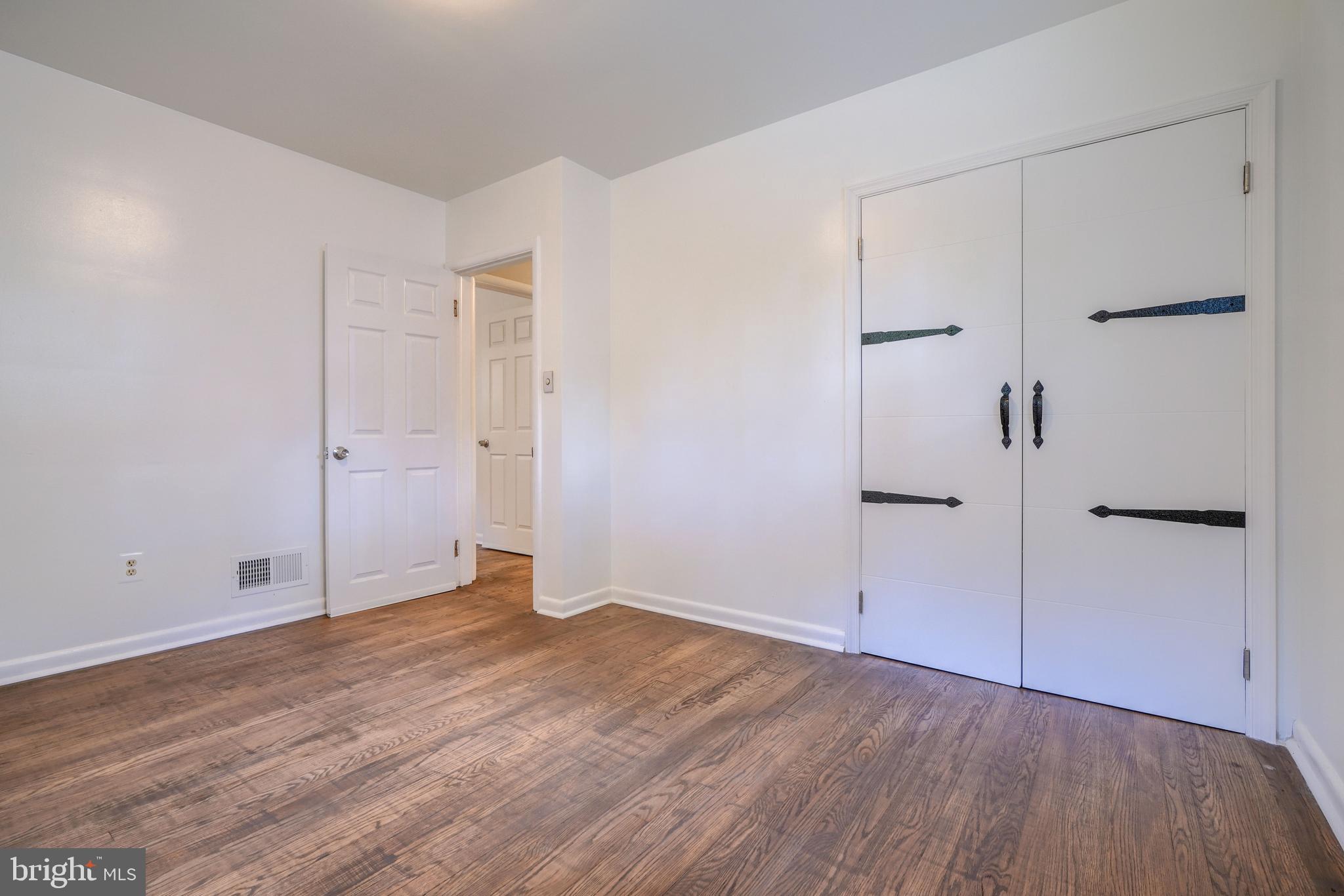 ROCKDALE PLAINS - Residential