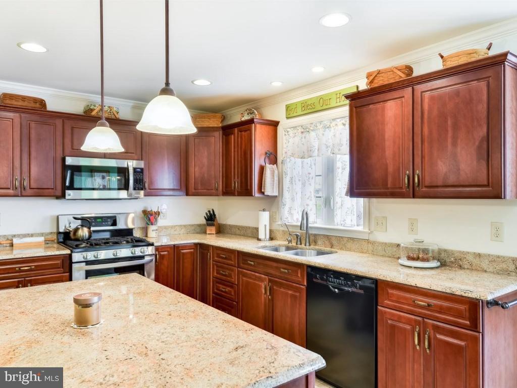 CHARITY GARDENS - Residential