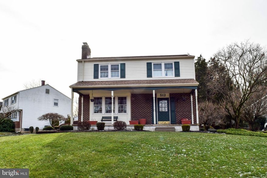 Well maintained, one owner home in Cedarwood boasts many updates, including newer windows, updated kitchen and master bath. This 4 BR, 2-1/2 BA gem has generous room sizes,gas FP, formal DR, lower level with family room, laundry area and lots of storage space.  Home sits on well-manicured corner lot with patio and shed. Owner states original hardwood under carpet in most rooms.