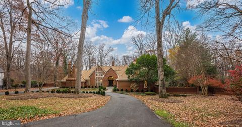 Photo of 11552 Springridge Road, POTOMAC, MD 20854 (MLS # MDMC2206270)