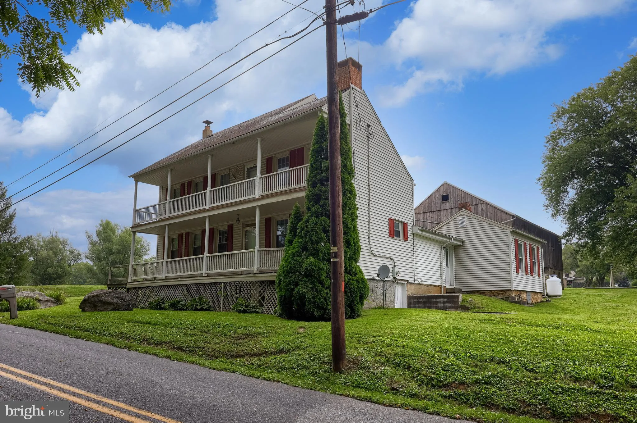 Lancaster, Pennsylvania 17603, United States, 5 Bedrooms Bedrooms, ,2 BathroomsBathrooms,Residential,Active,197044
