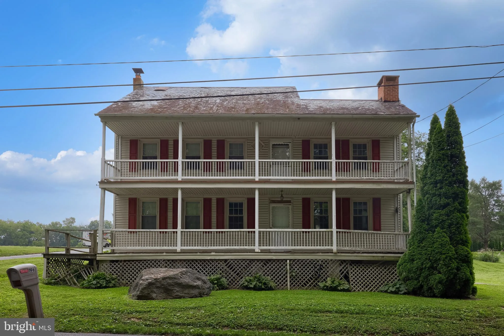 Lancaster, Pennsylvania 17603, United States, 5 Bedrooms Bedrooms, ,2 BathroomsBathrooms,Residential,Active,197044