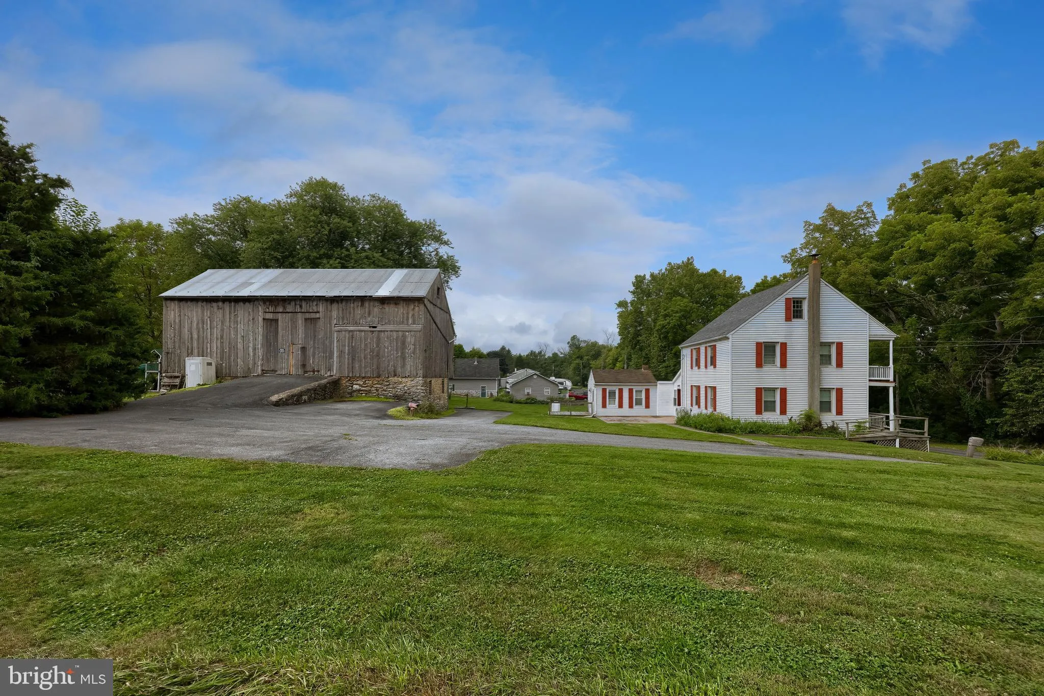 Lancaster, Pennsylvania 17603, United States, 5 Bedrooms Bedrooms, ,2 BathroomsBathrooms,Residential,Active,197044