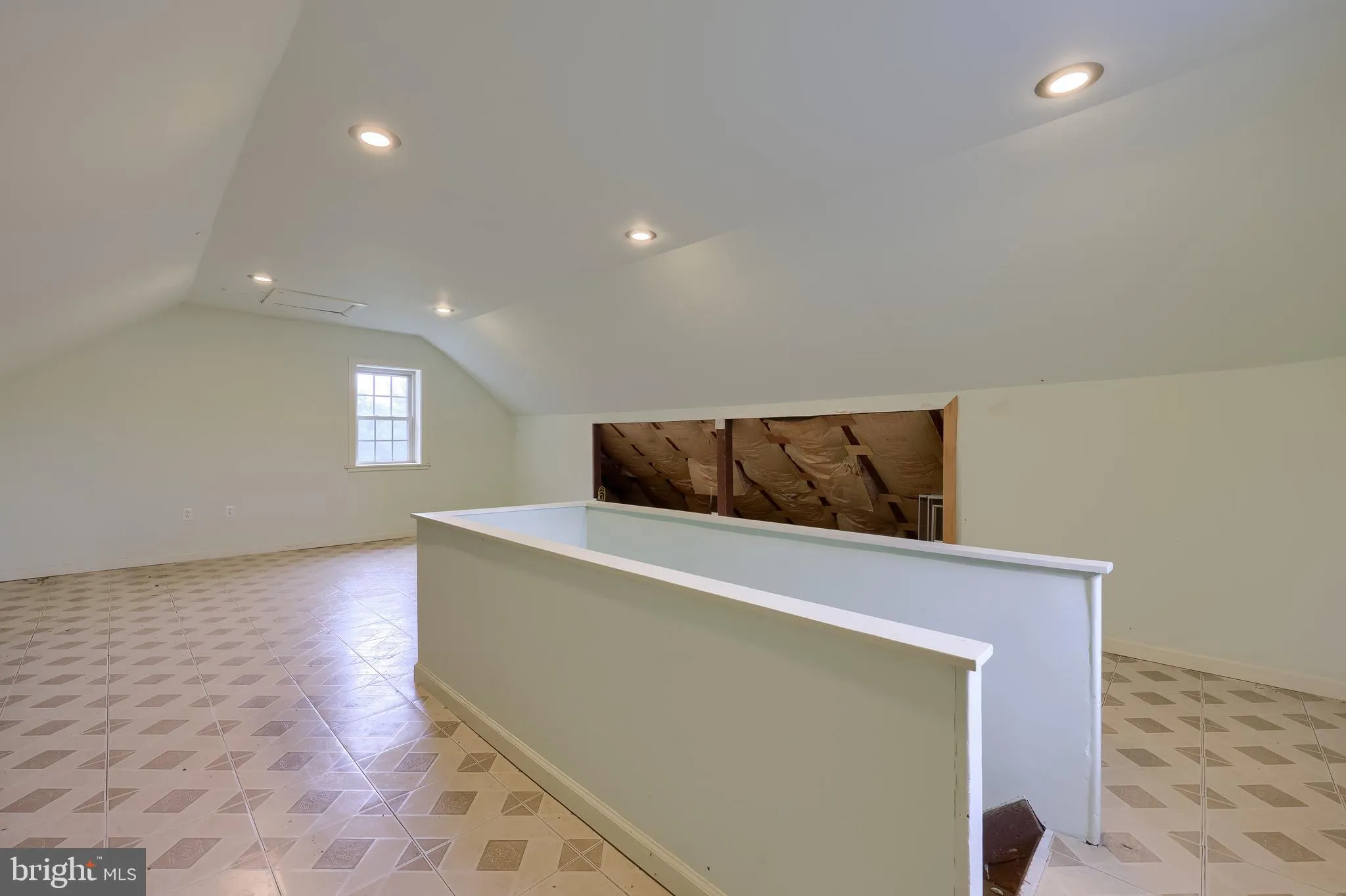 Lancaster, Pennsylvania 17603, United States, 5 Bedrooms Bedrooms, ,2 BathroomsBathrooms,Residential,Active,197044