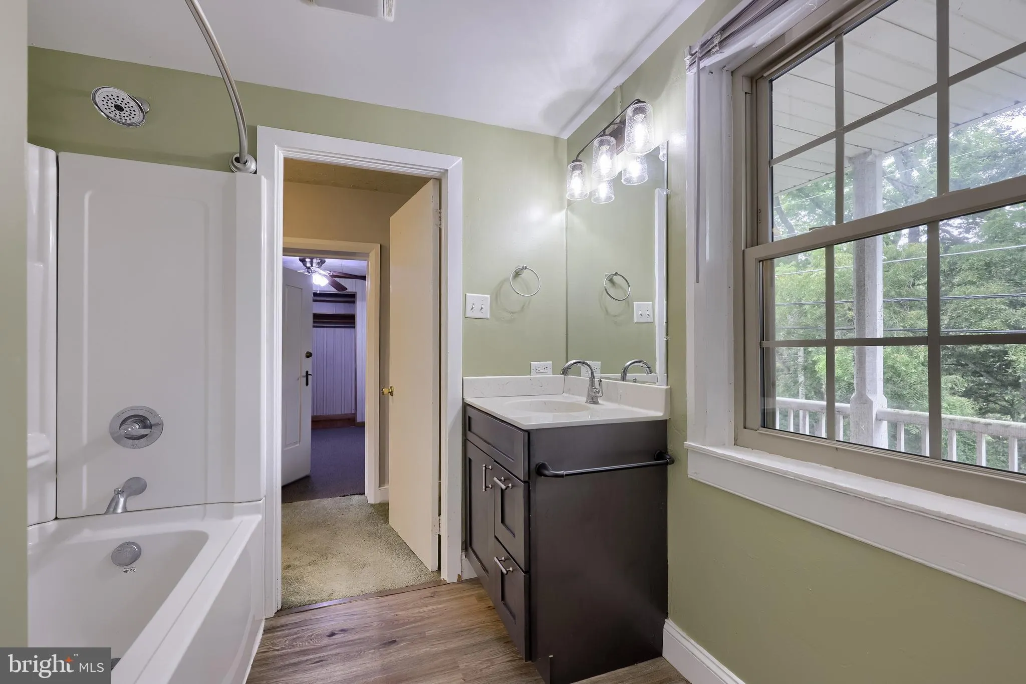 Lancaster, Pennsylvania 17603, United States, 5 Bedrooms Bedrooms, ,2 BathroomsBathrooms,Residential,Active,197044