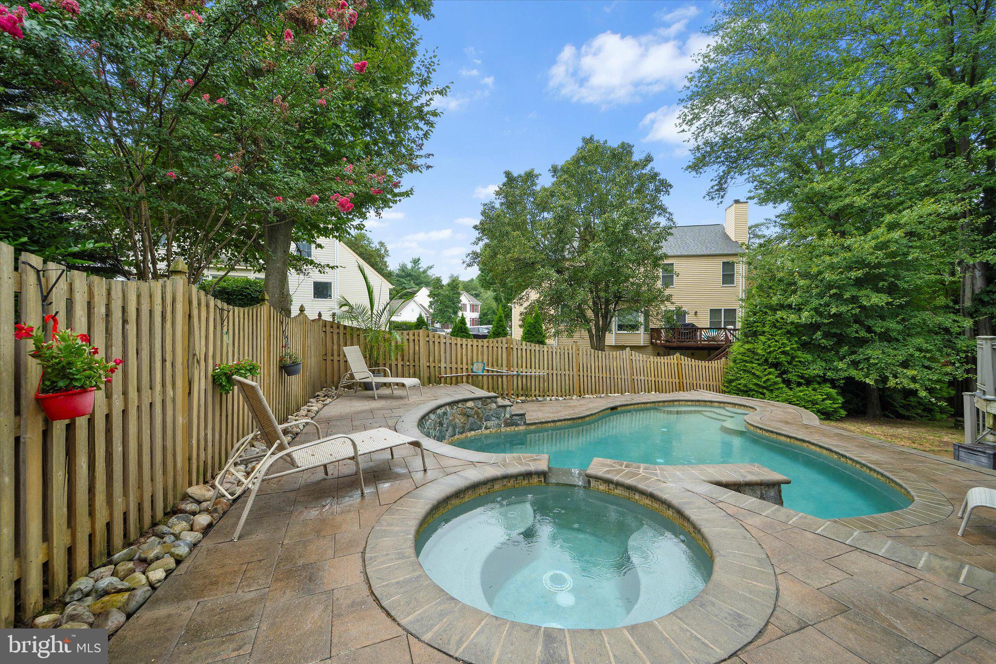 13204 WINDY LEAF COURT