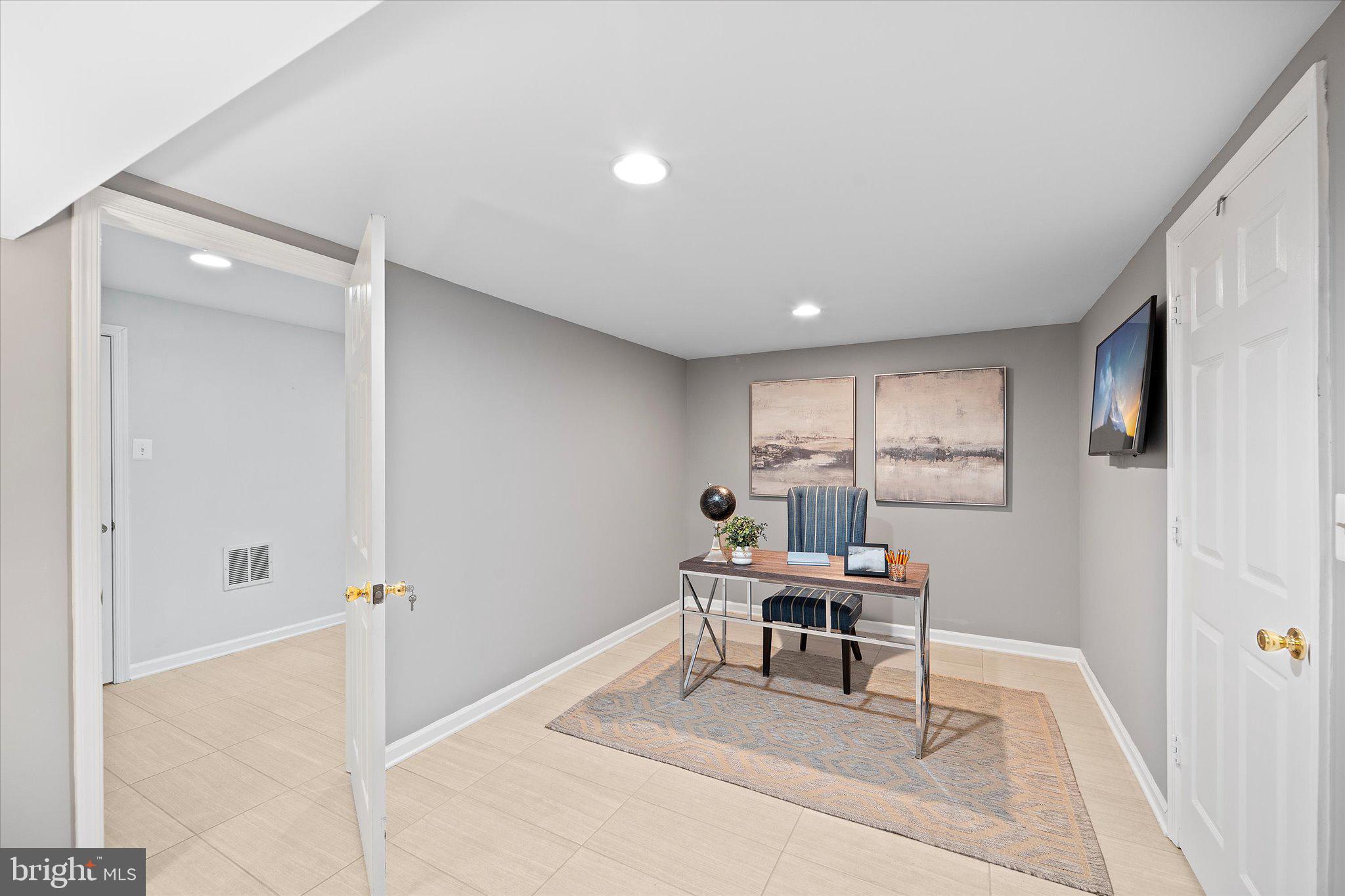 FIRWOOD MANOR - Residential