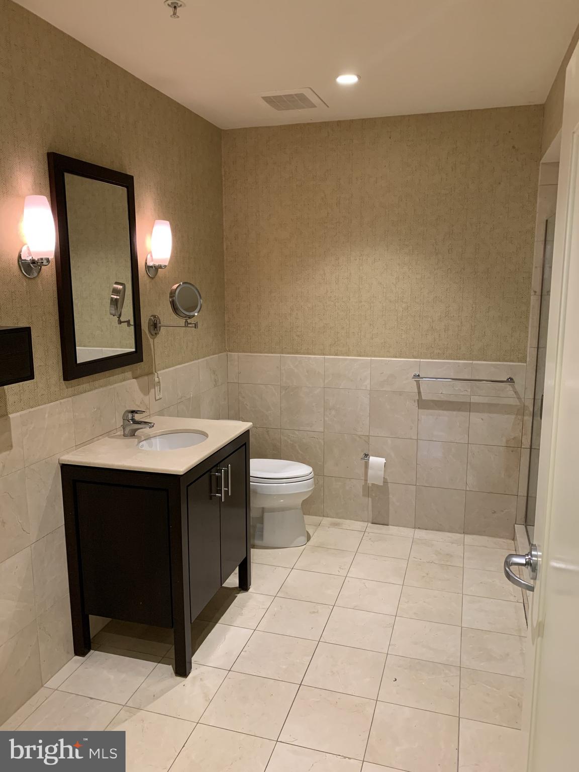 OLD CITY - Residential Lease