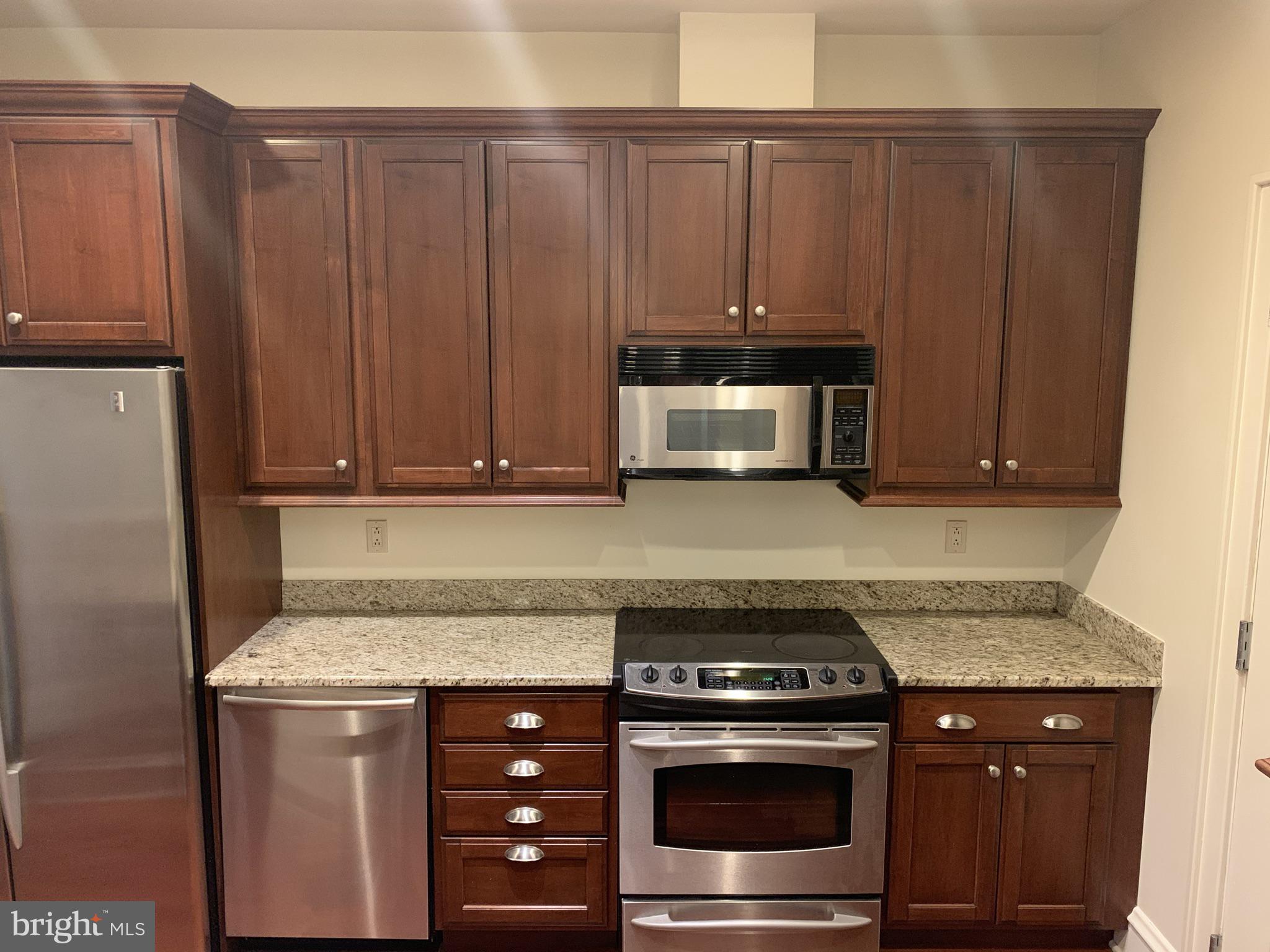 OLD CITY - Residential Lease