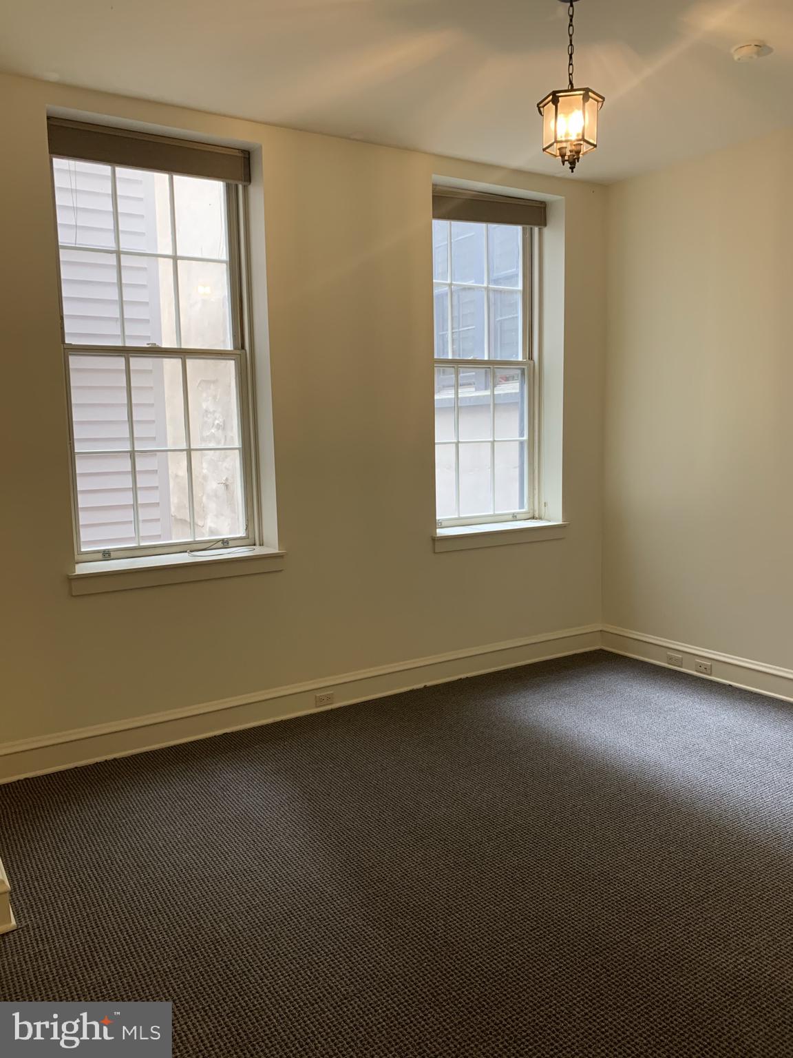 OLD CITY - Residential Lease